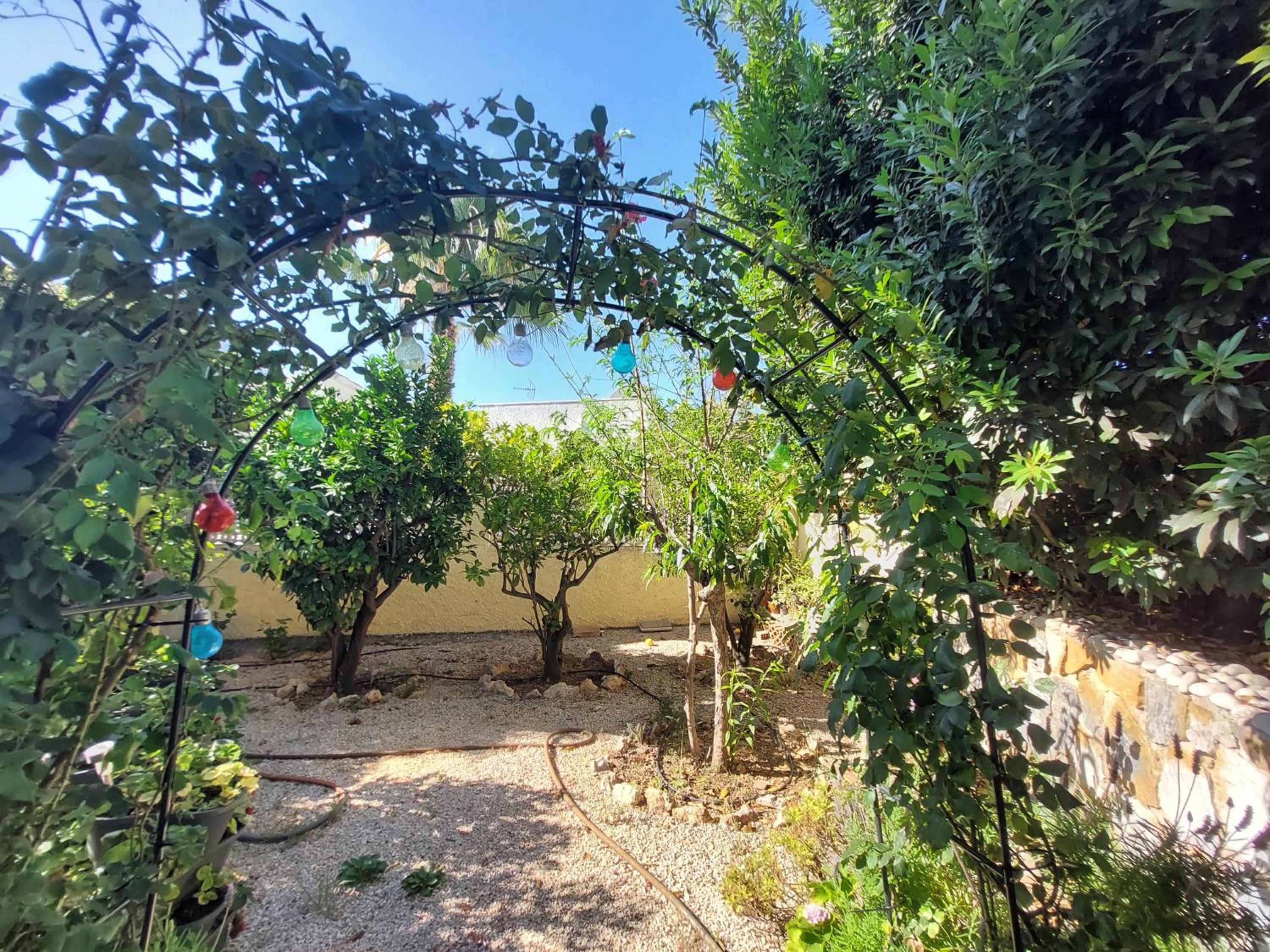 Chalet Los Almendros con piscina privada