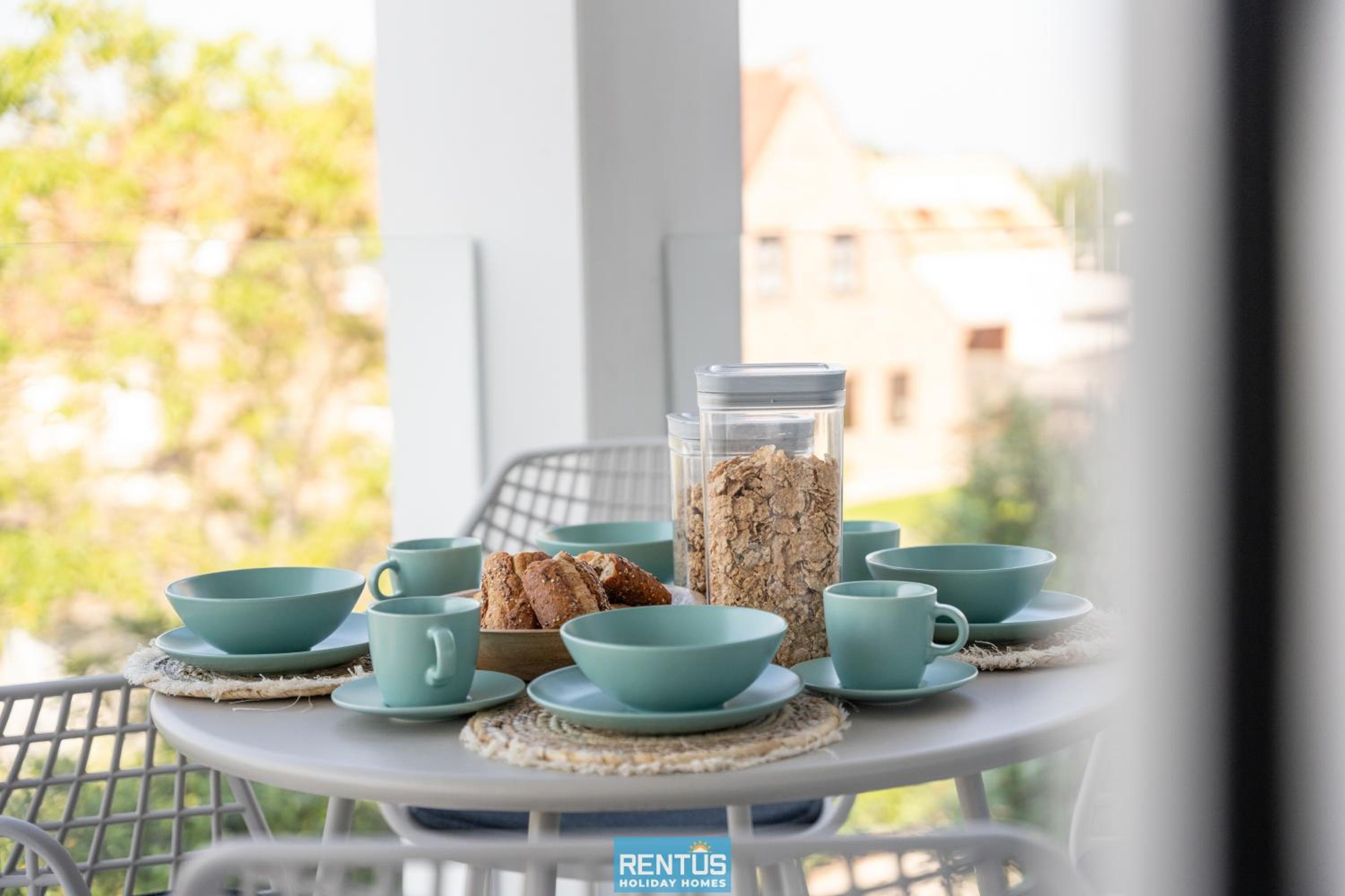 Zwem & Zen - spacious apartment with outdoor pool