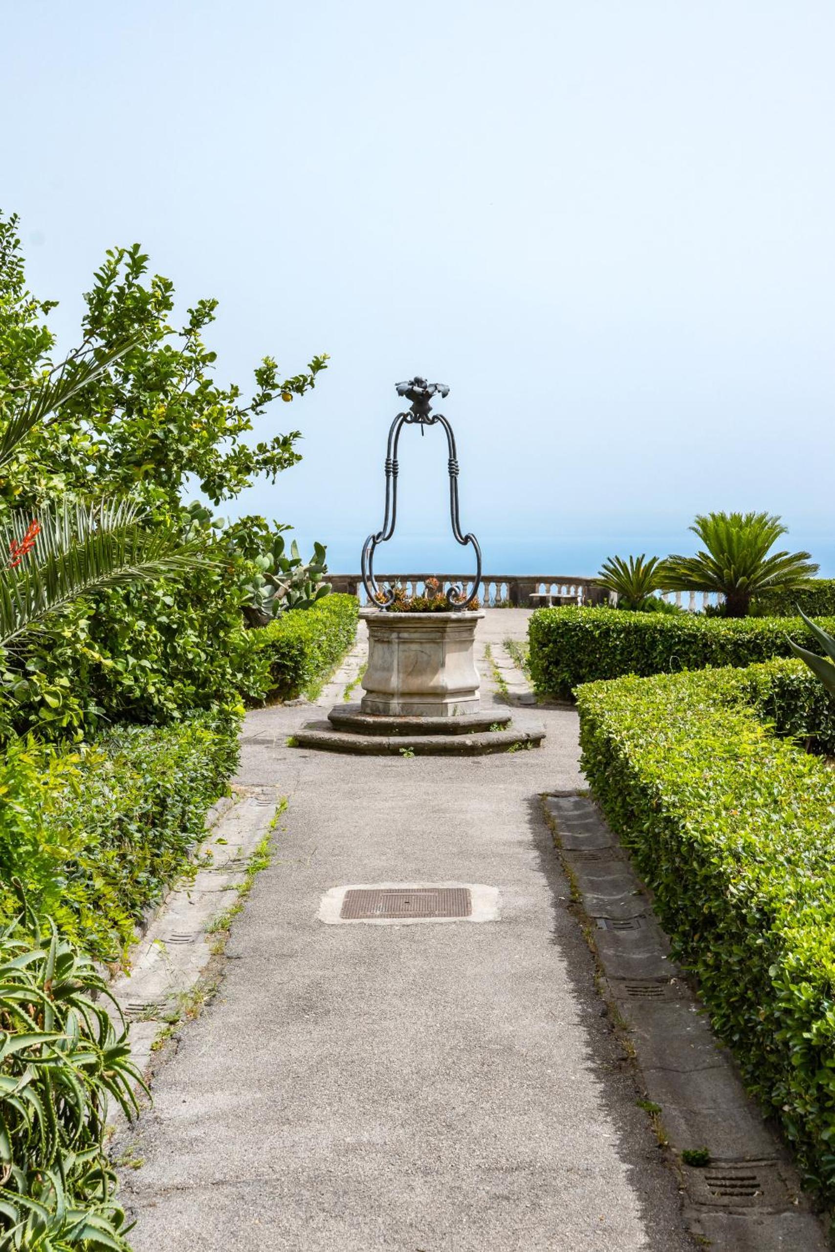 Appartamenti a Villa Carafa di Belvedere by Wonderful Italy
