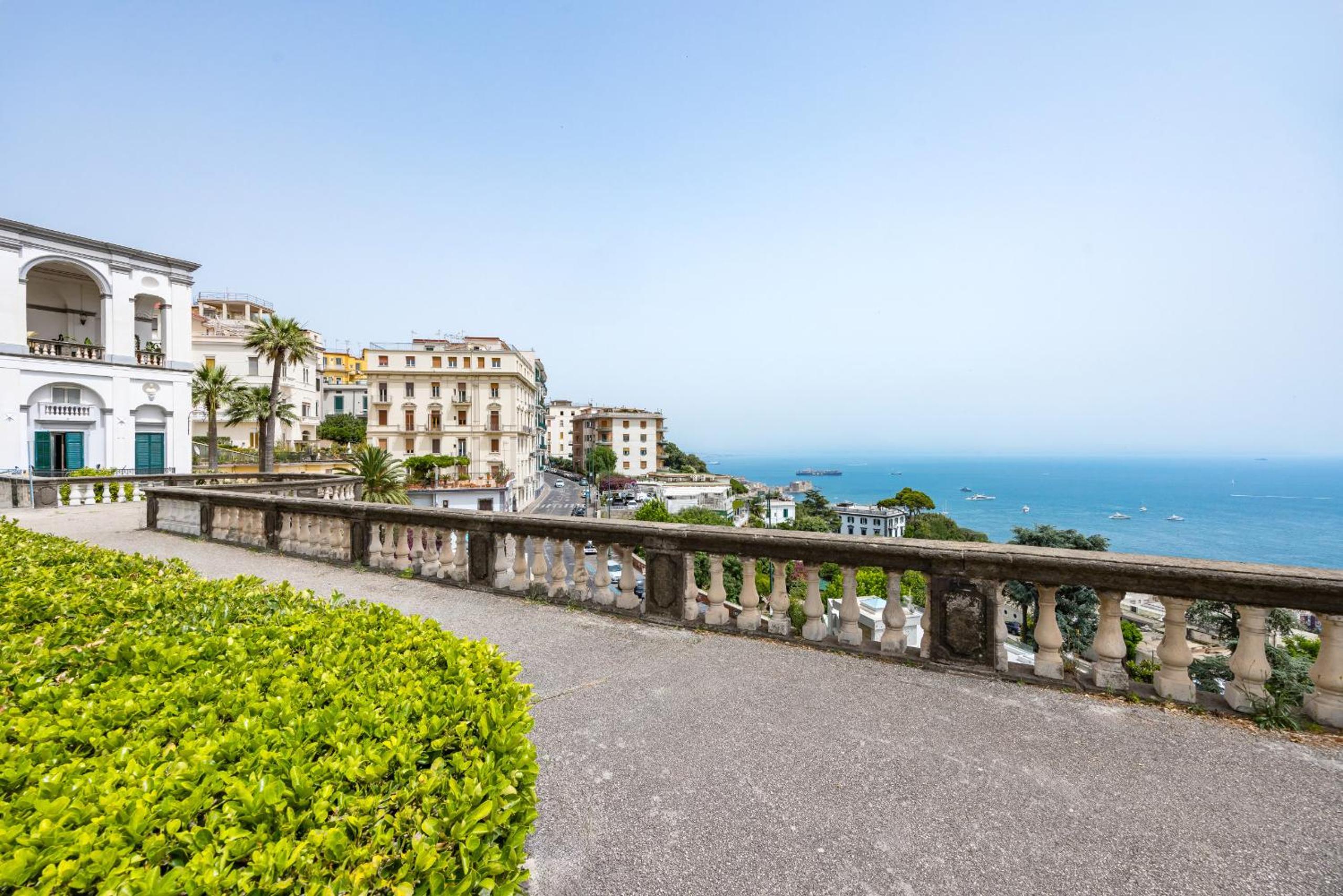 Appartamenti a Villa Carafa di Belvedere by Wonderful Italy