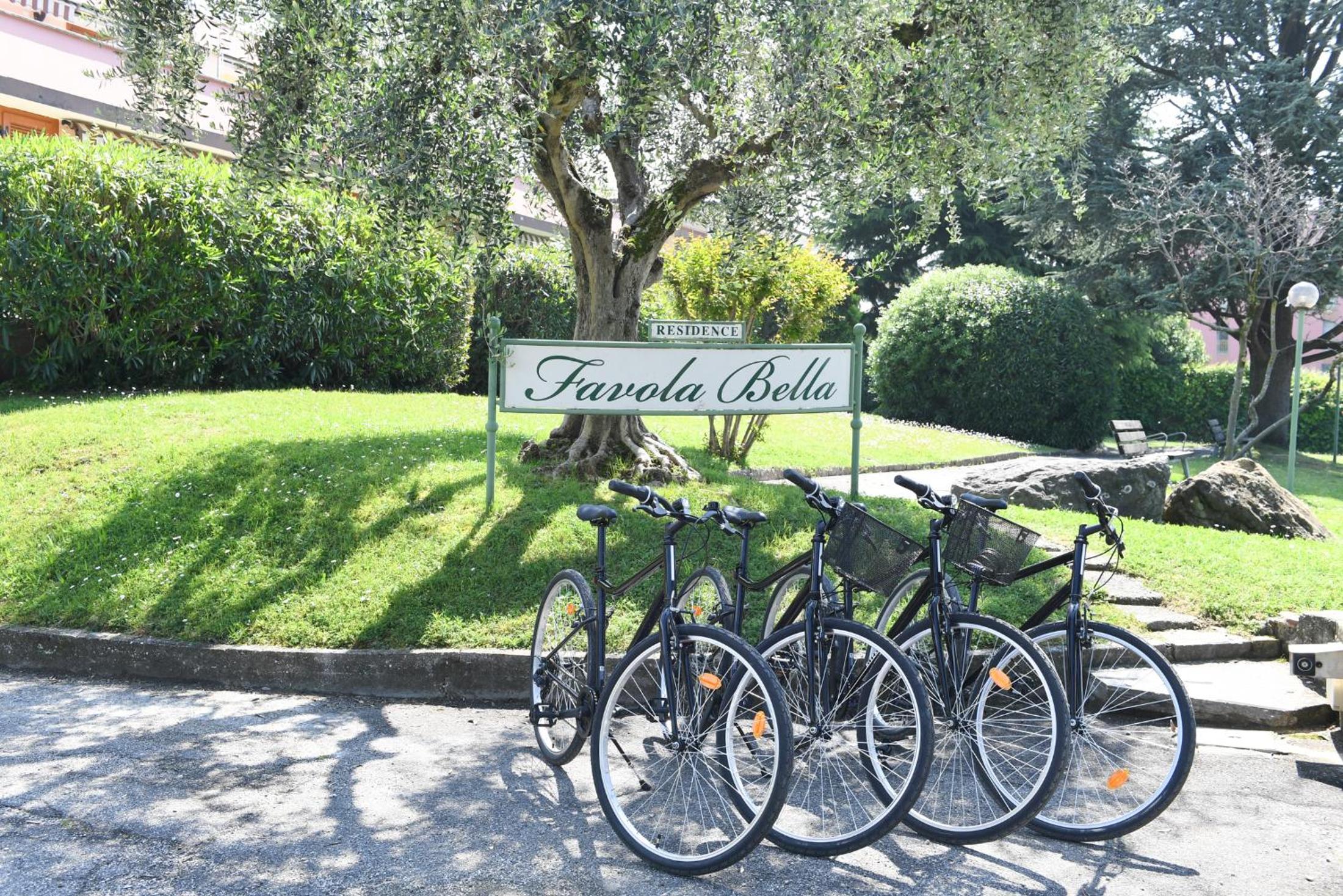 Favolabella Collection