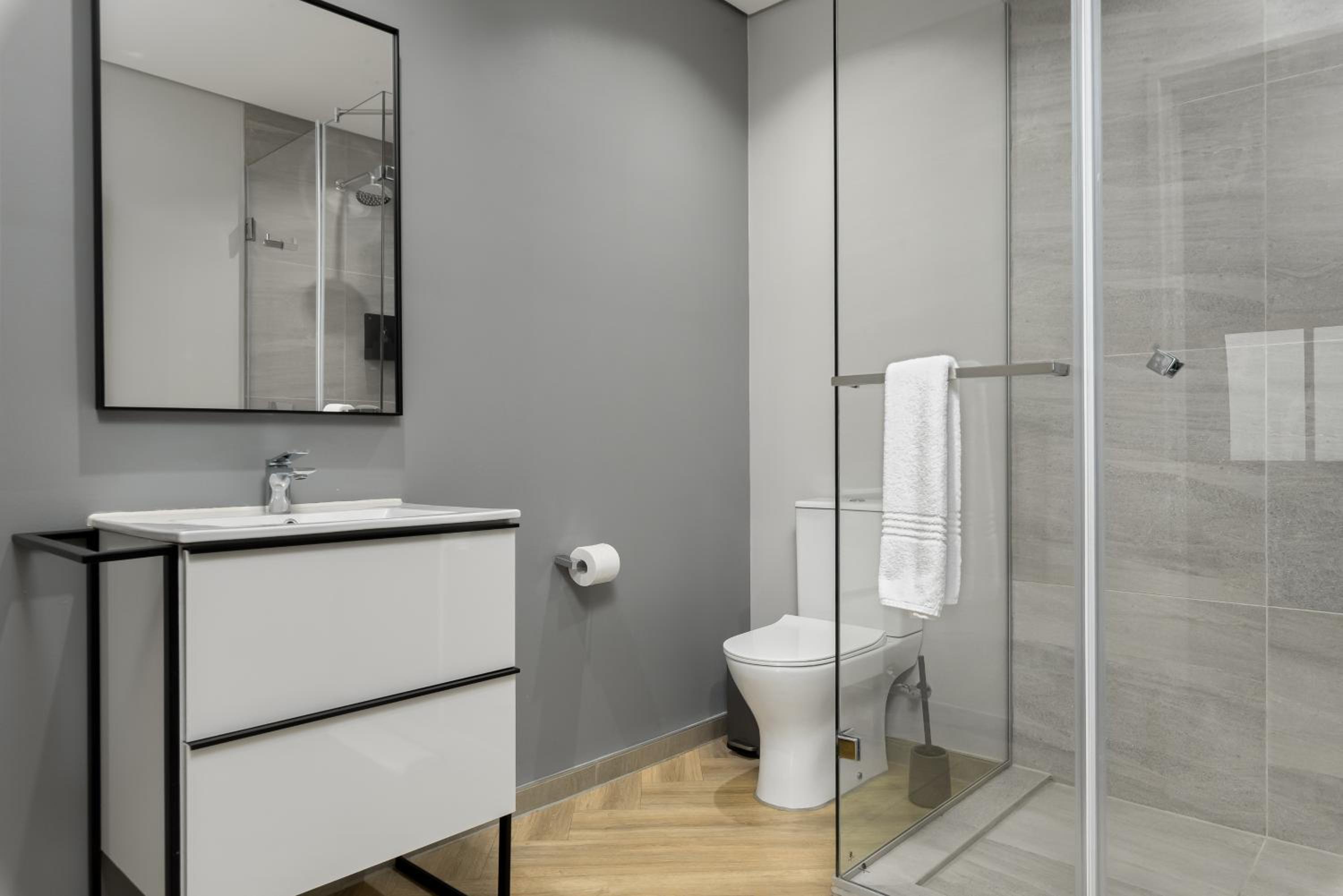 One Thibault Luxury Apartments