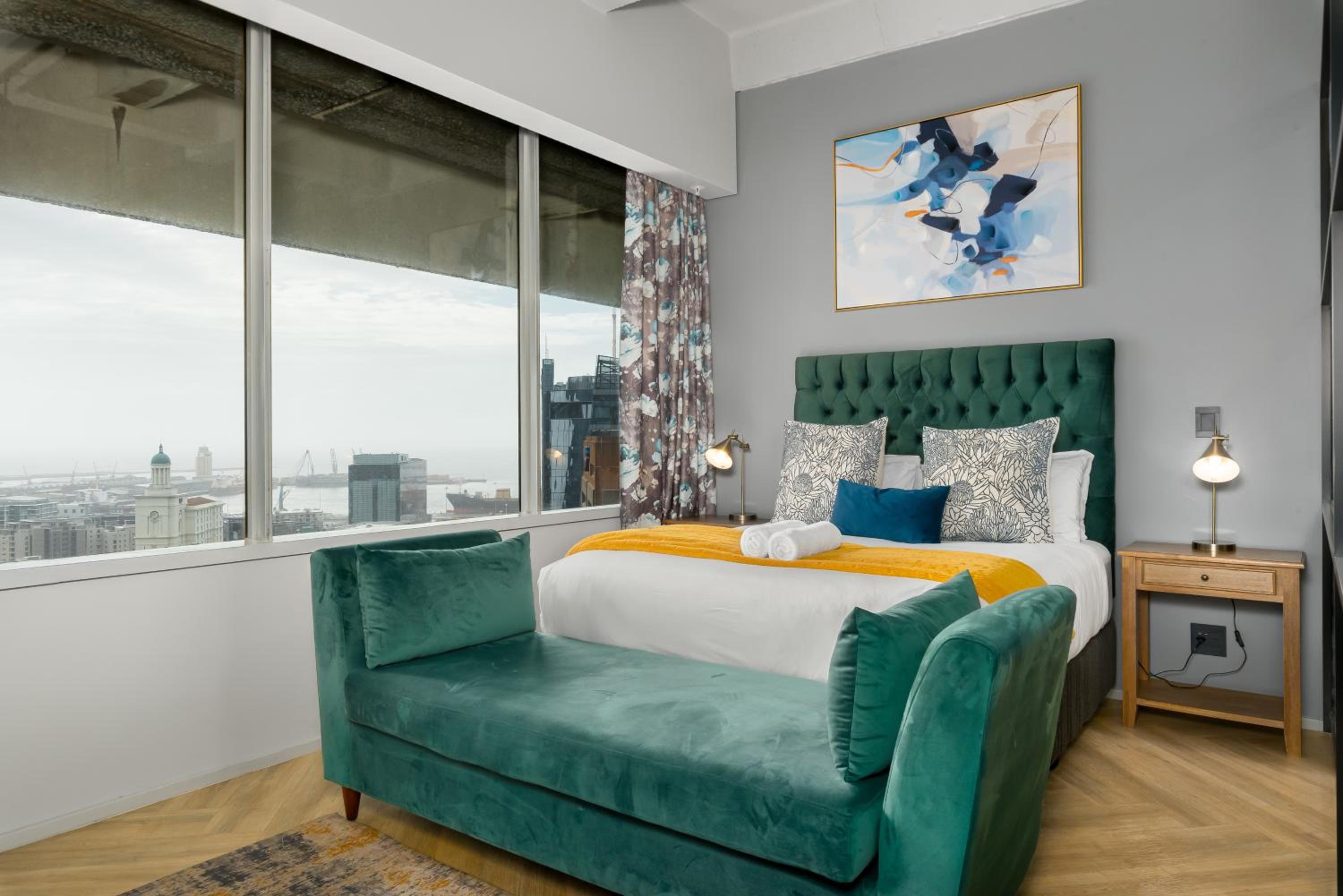 One Thibault Luxury Apartments