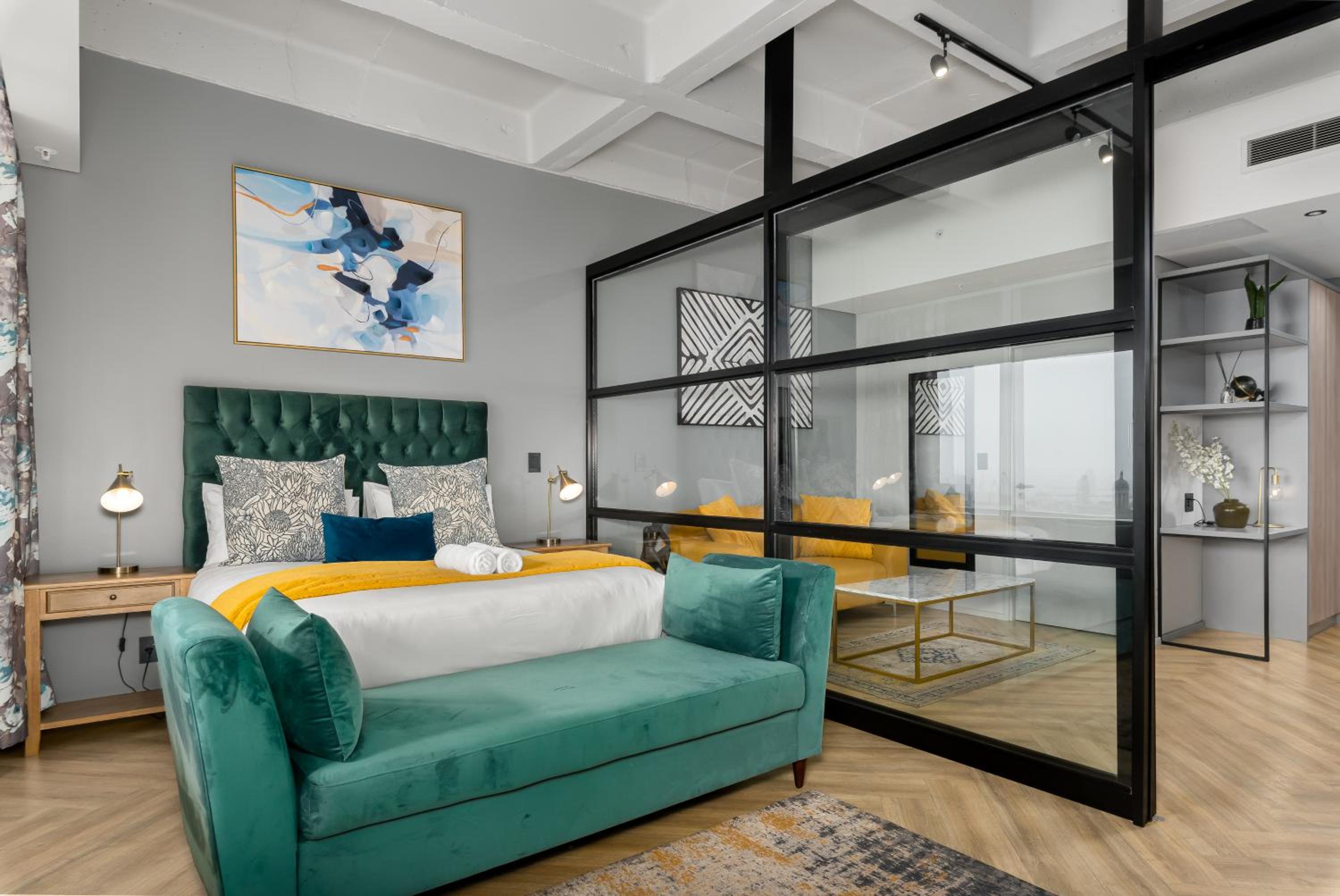 One Thibault Luxury Apartments