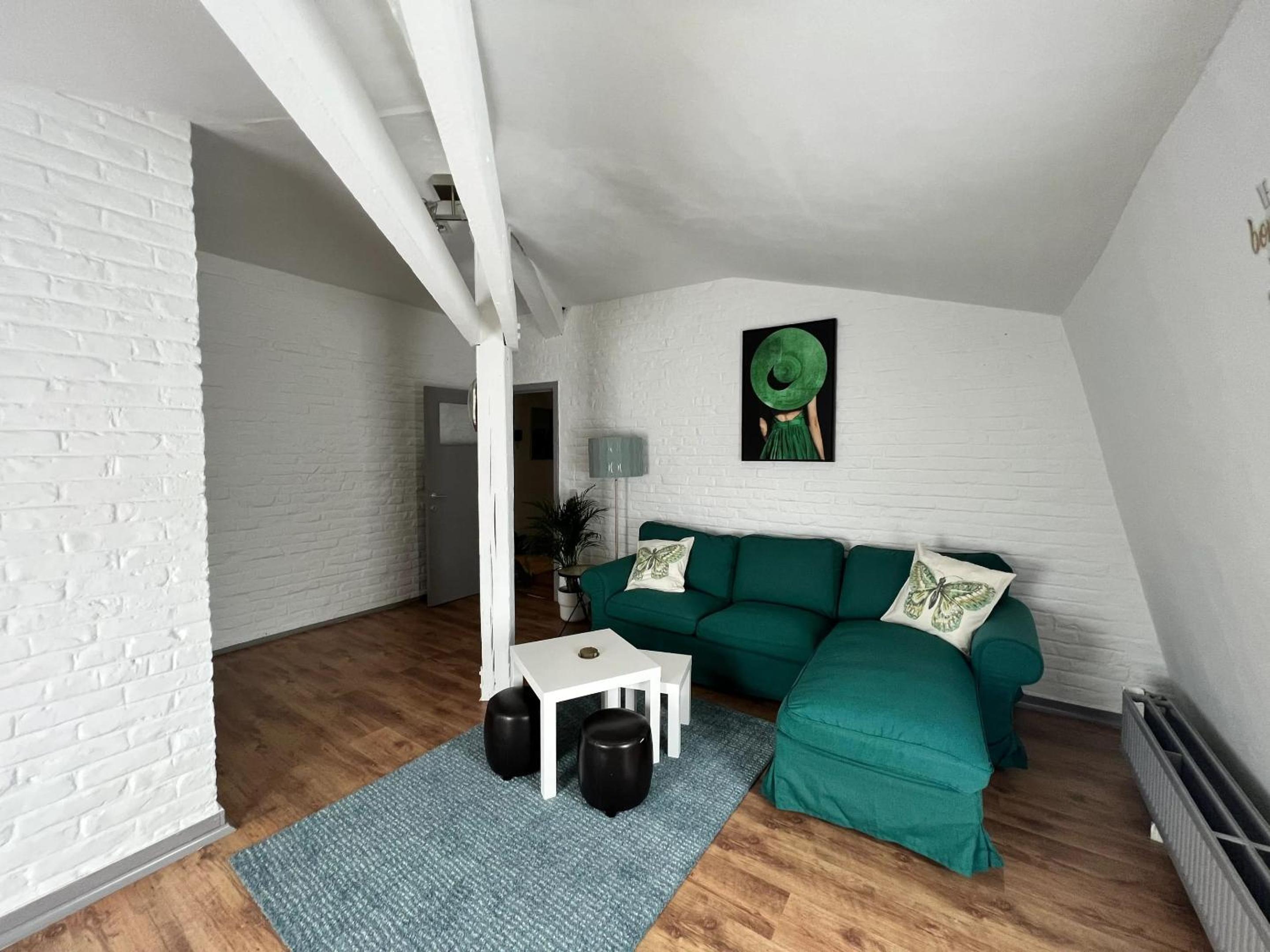 Charming Apartment in Liège City Centre with Parking Included
