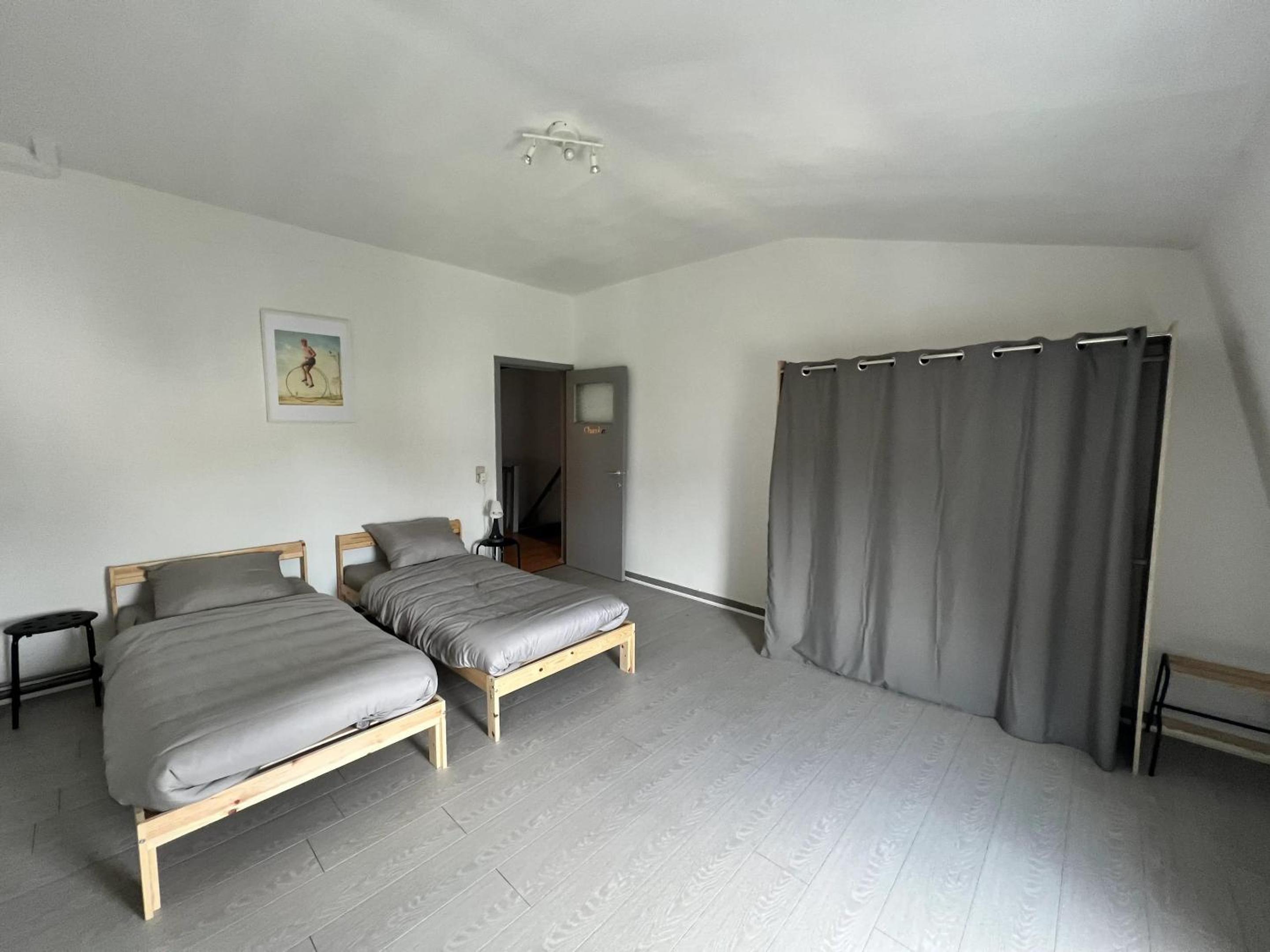 Charming Apartment in Liège City Centre with Parking Included