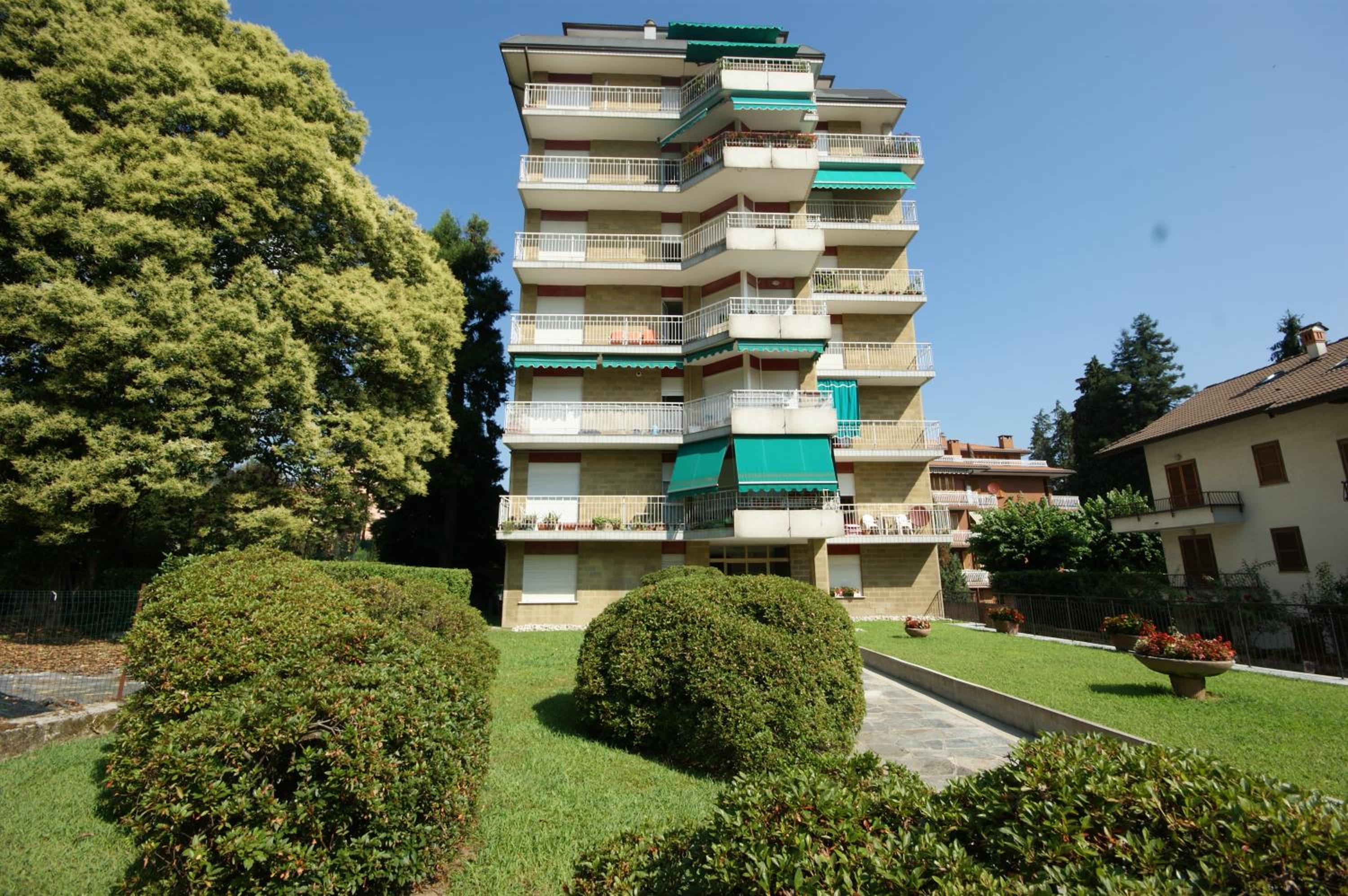 Dama del Lago Superiore view 2