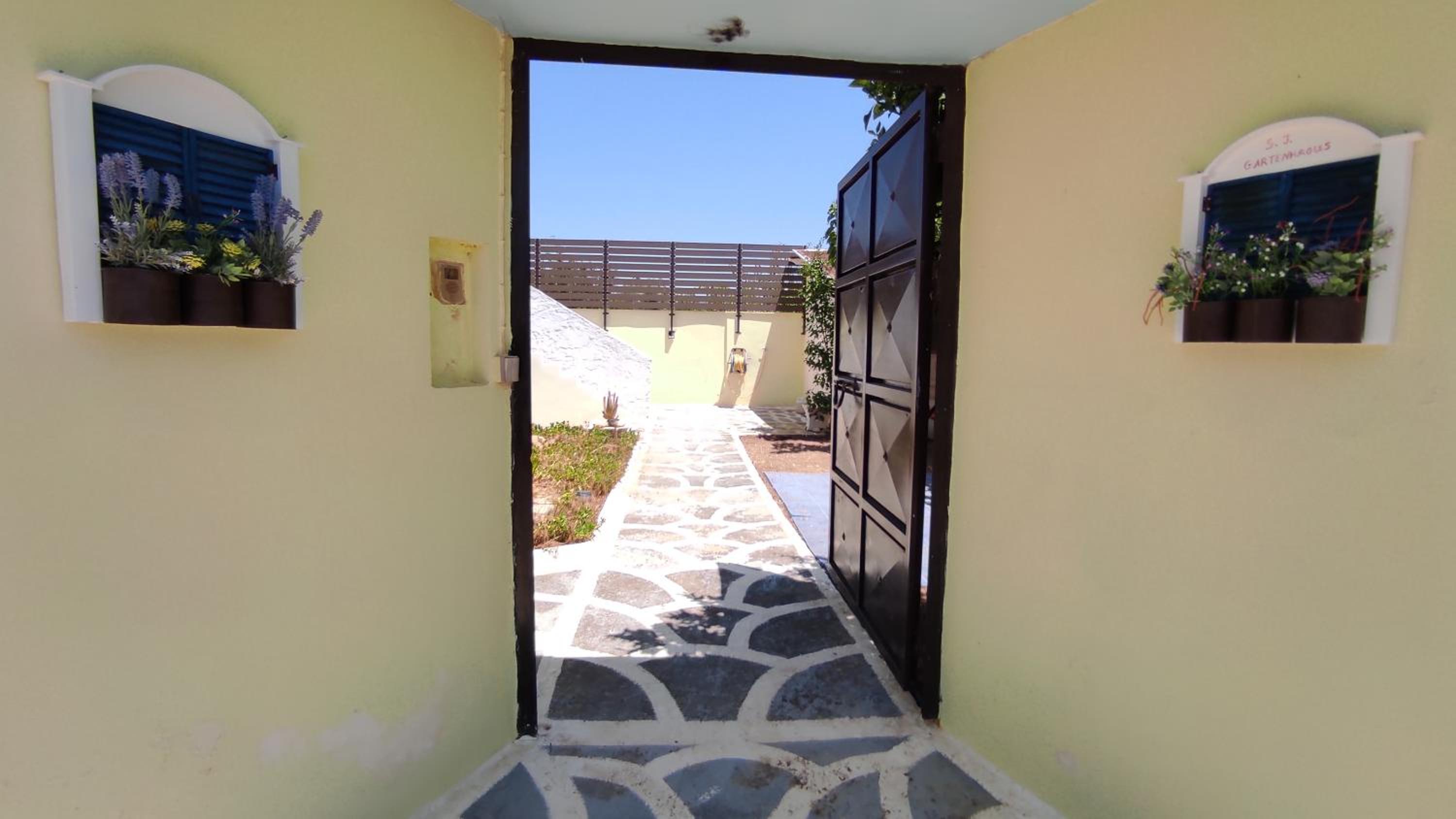 SJ Gartenhaous