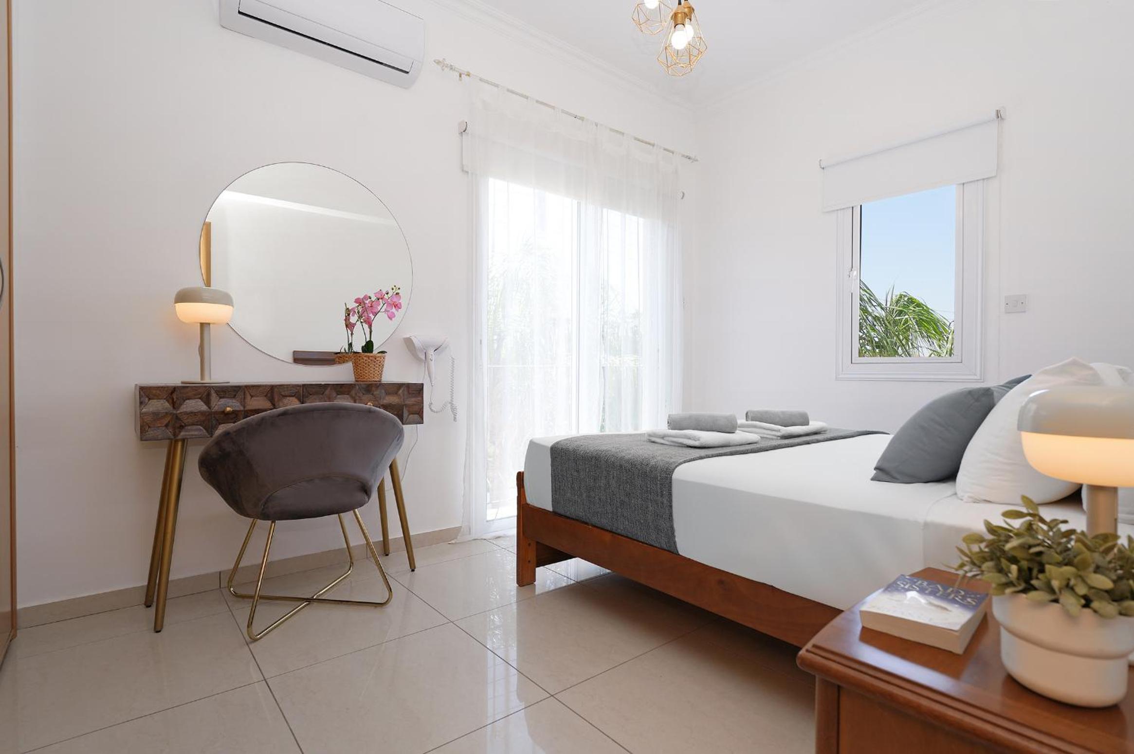 Villa Angelina - 300m from Kapparis beach