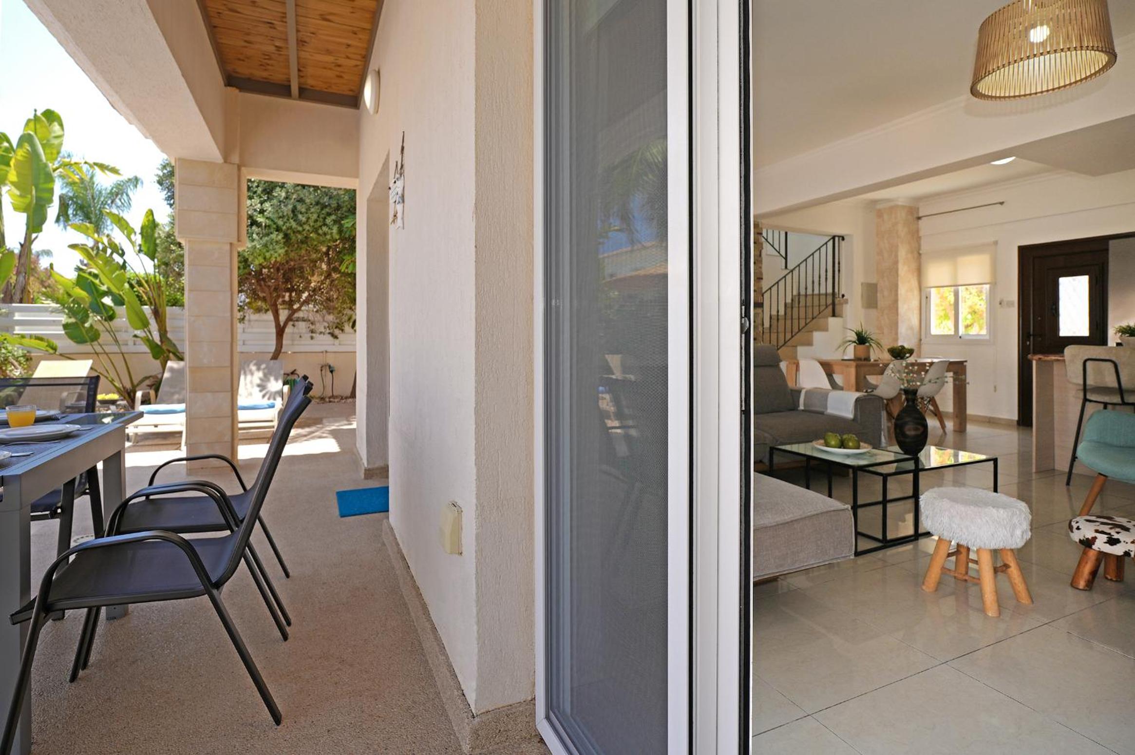 Villa Angelina - 300m from Kapparis beach