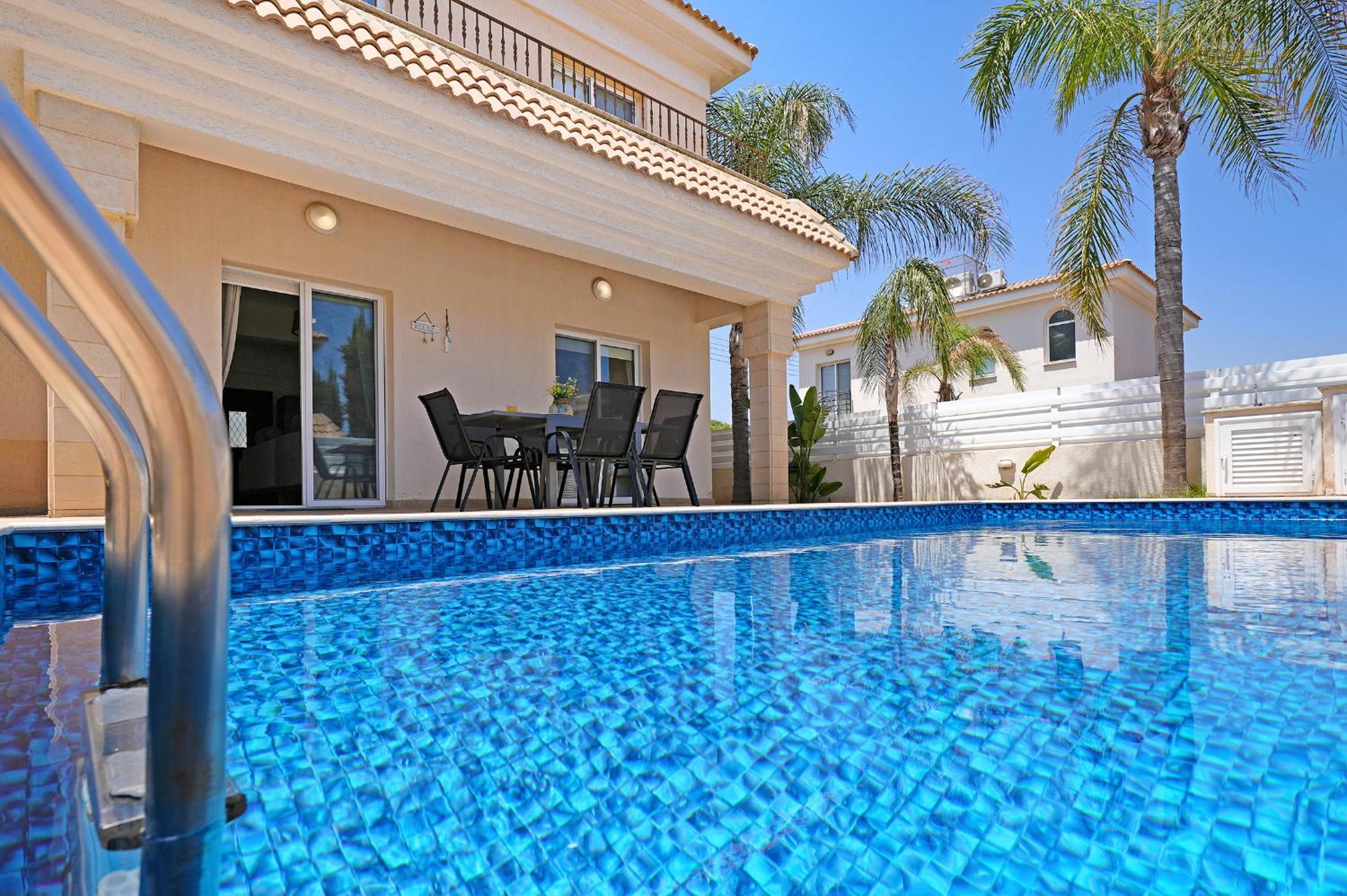 Villa Angelina - 300m from Kapparis beach