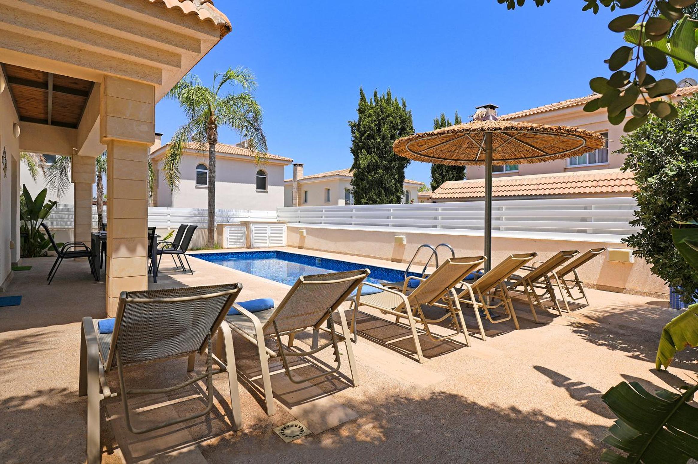 Villa Angelina - 300m from Kapparis beach