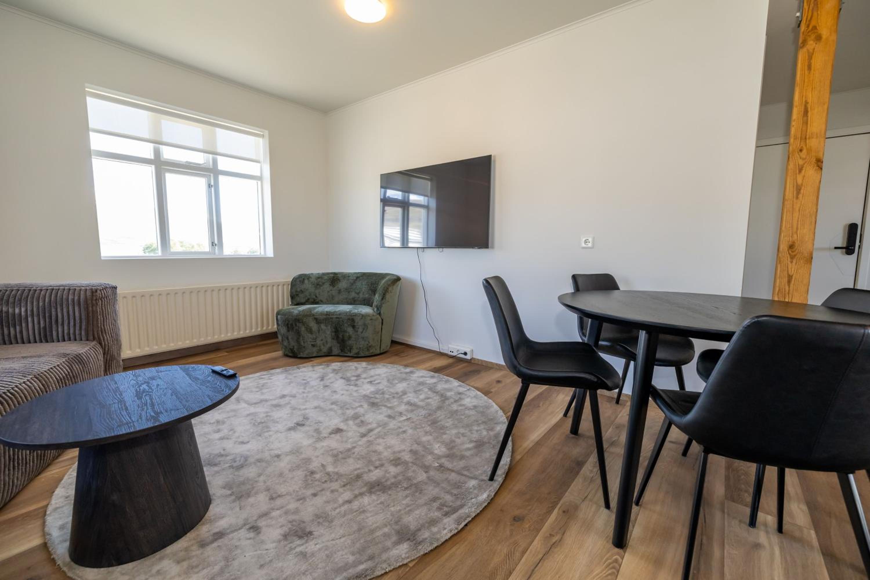 Steinaskjól Apartments