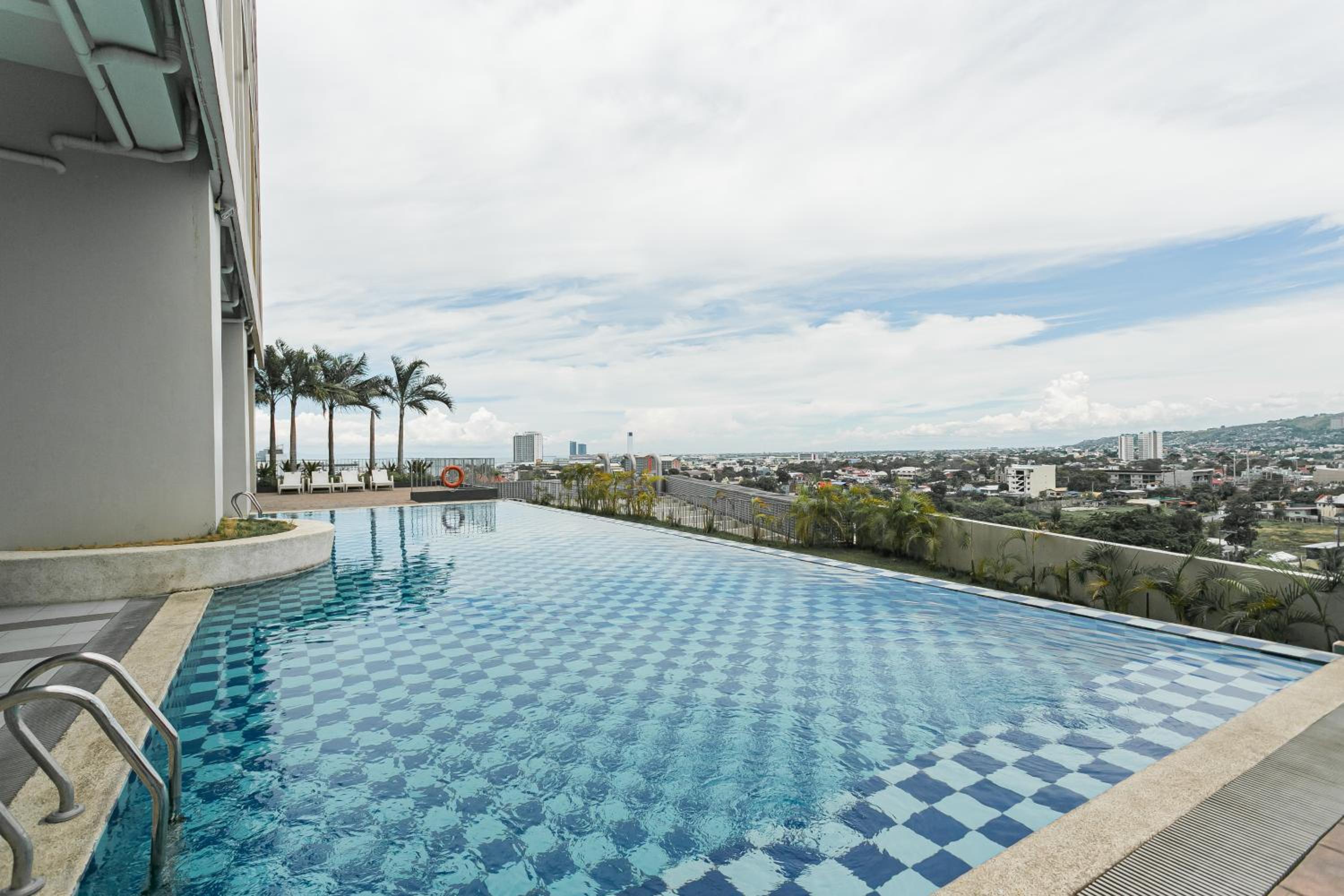 Spacious Studio in the City Soho Condominiums view 2