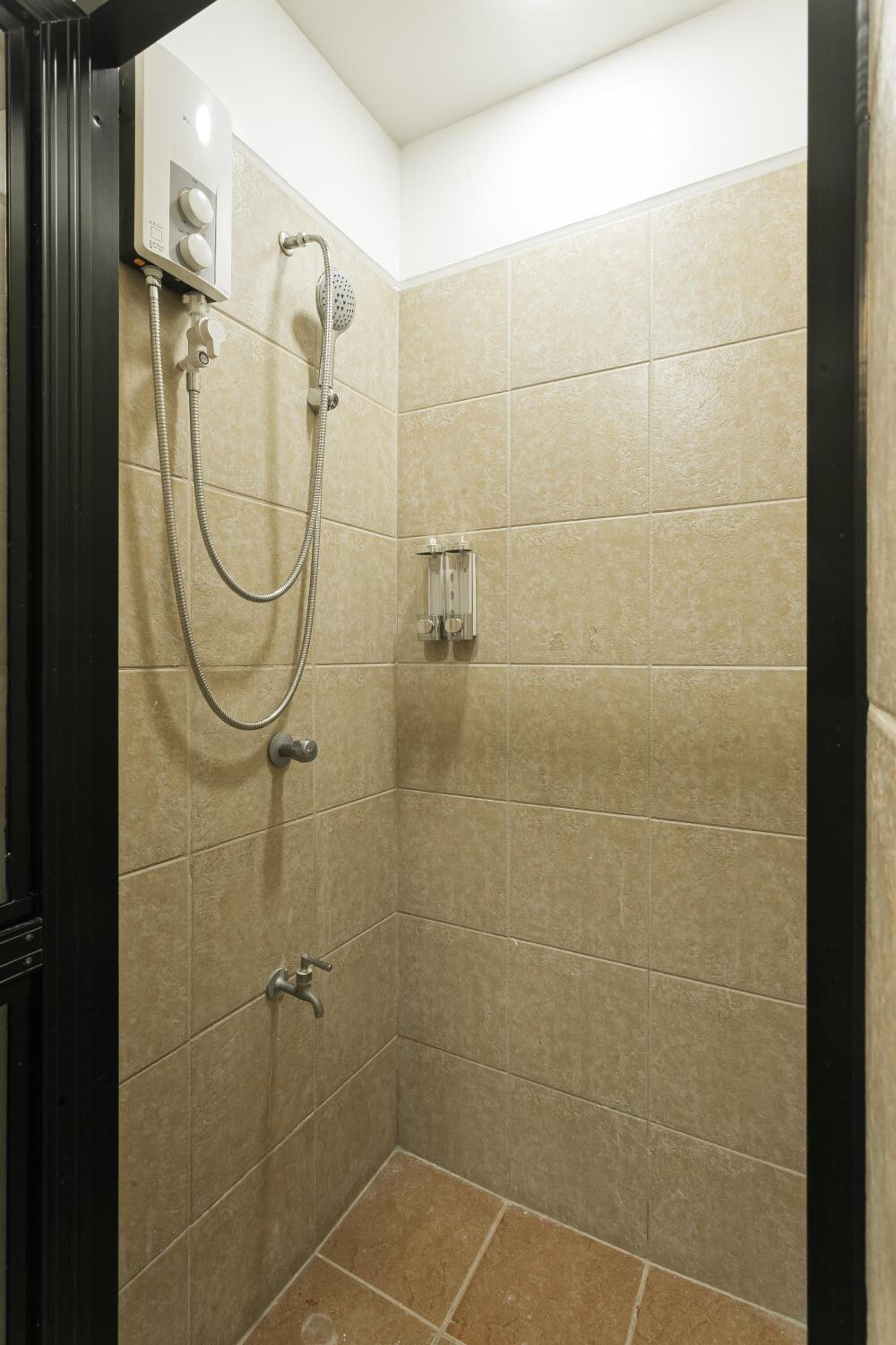 Spacious Studio in the City Soho Condominiums view 3