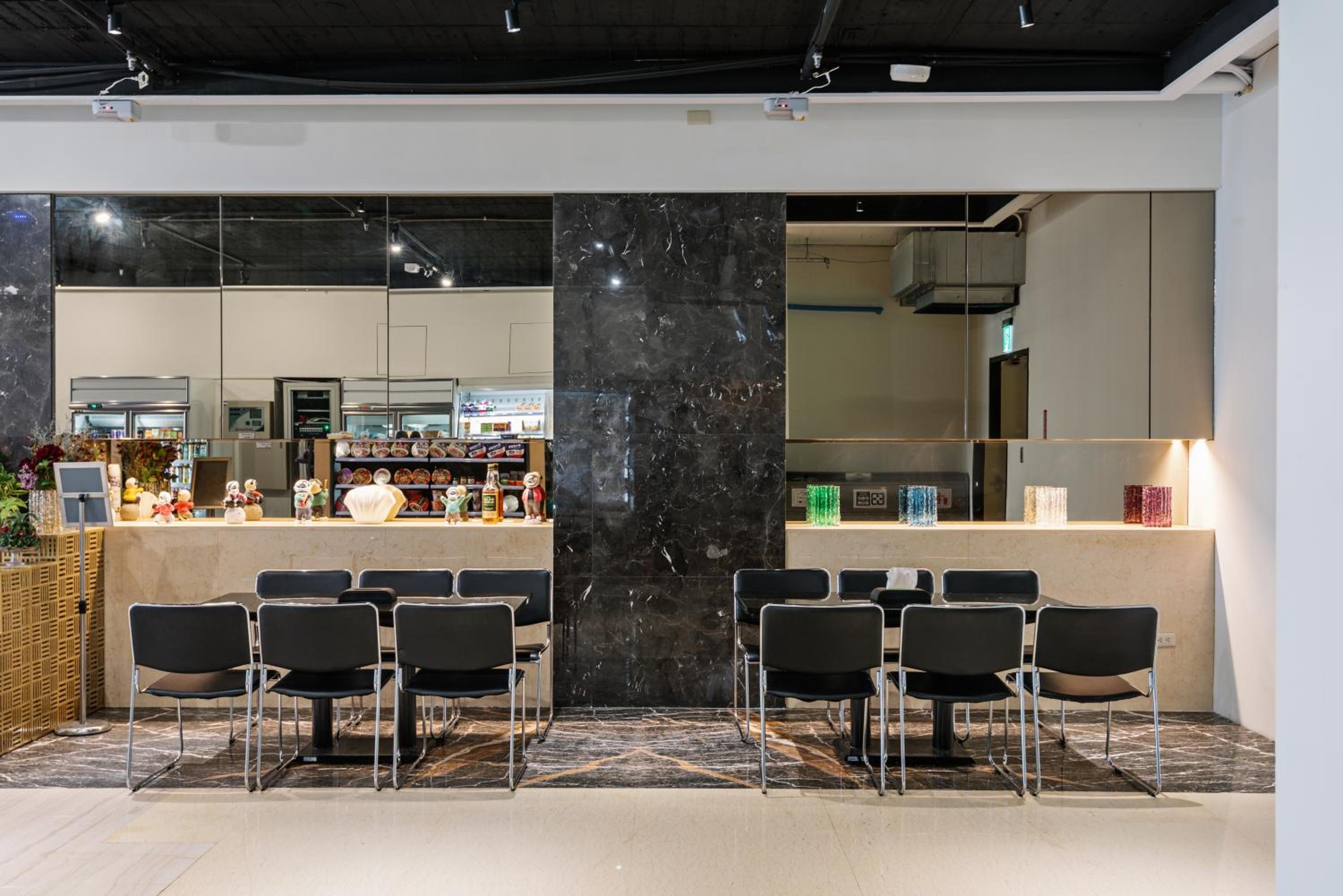 Mercury Hotel Taichung — photo 47