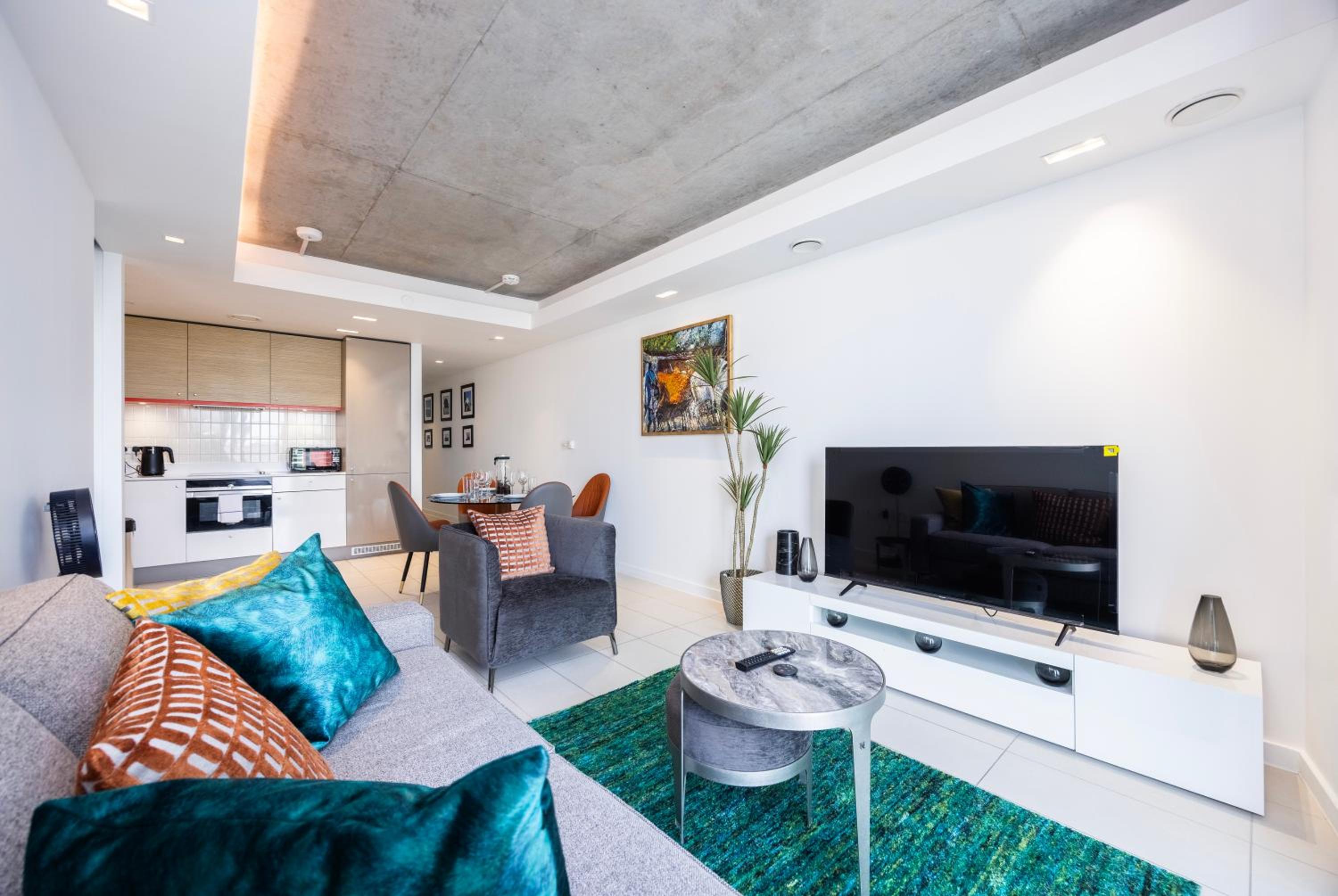 Austin David Apartments ExCeL