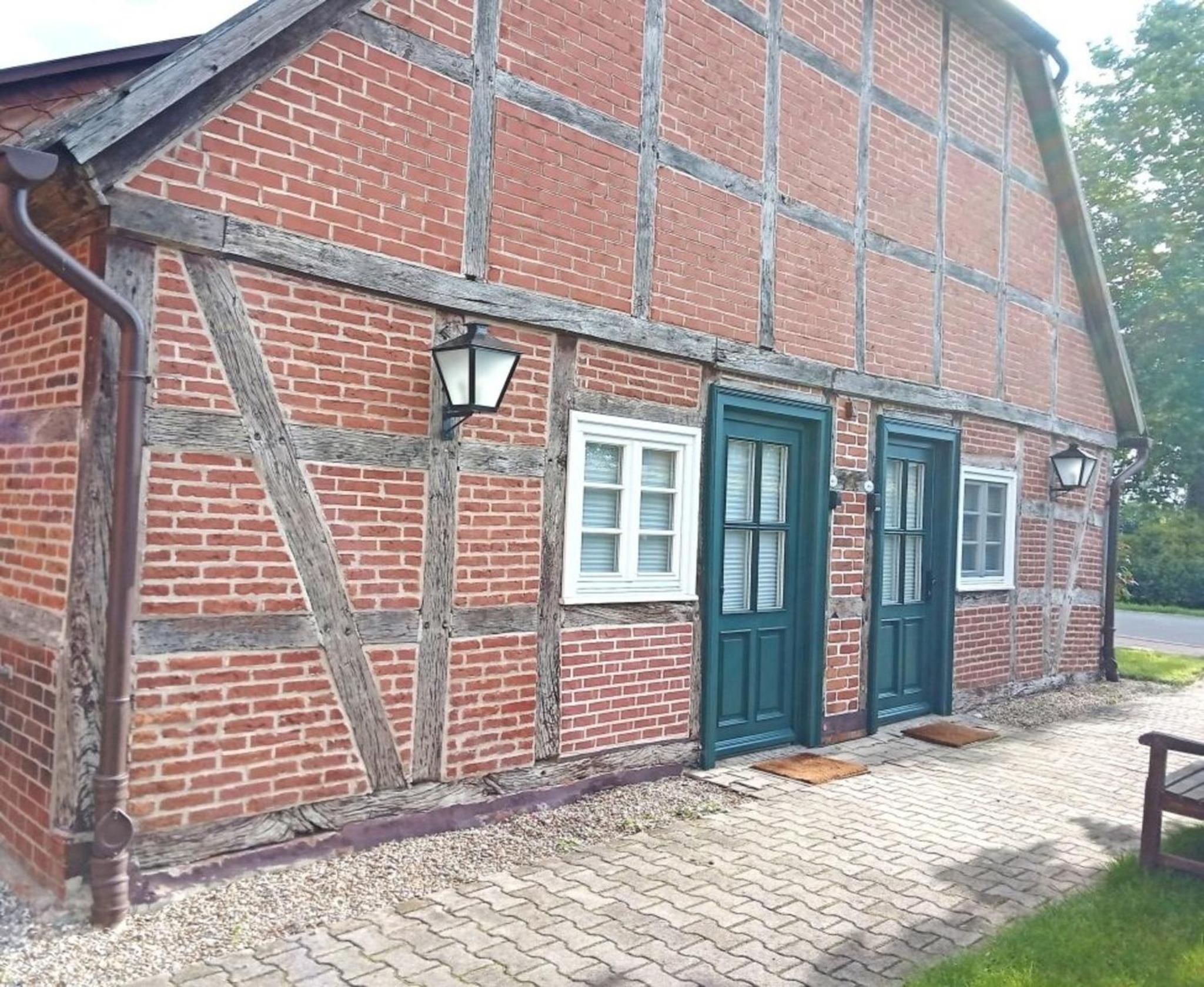 Lüdersburger Strasse 15b