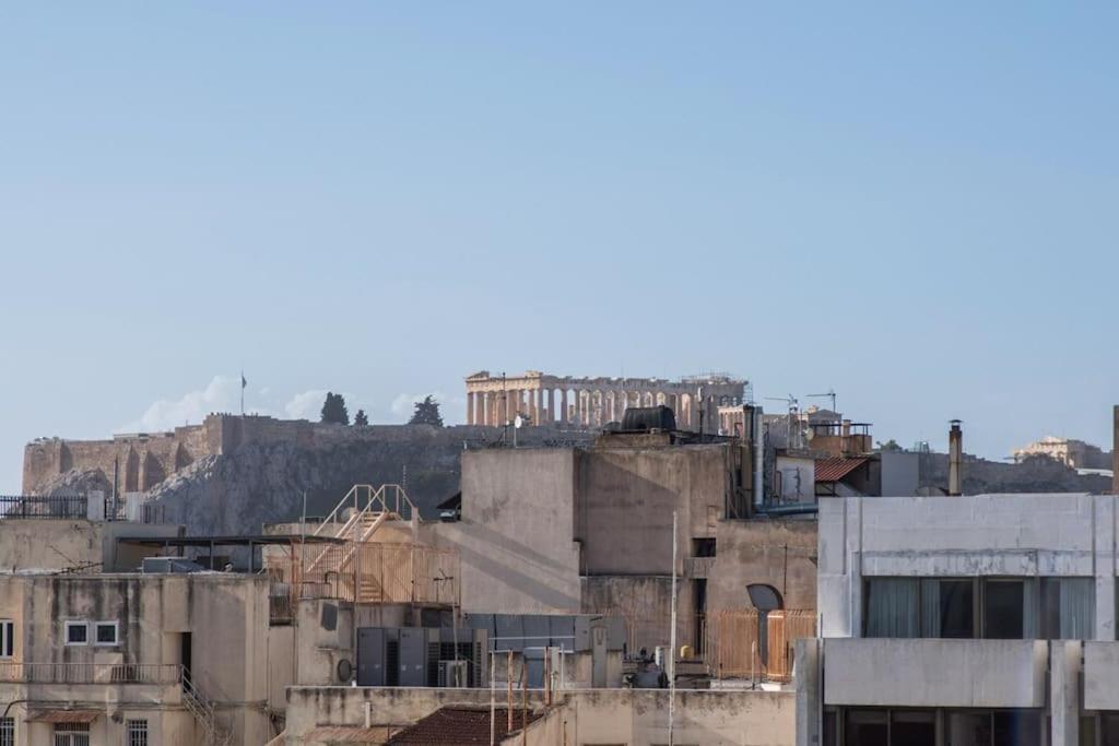Artistic 2BDR Flat w Terrace & City View In Centre