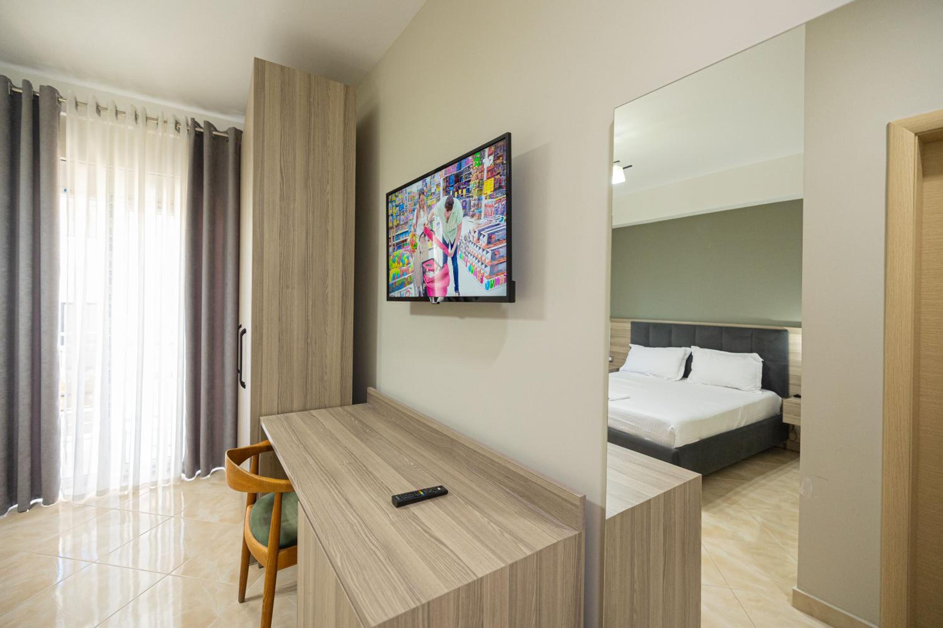 Sunflower Rooms