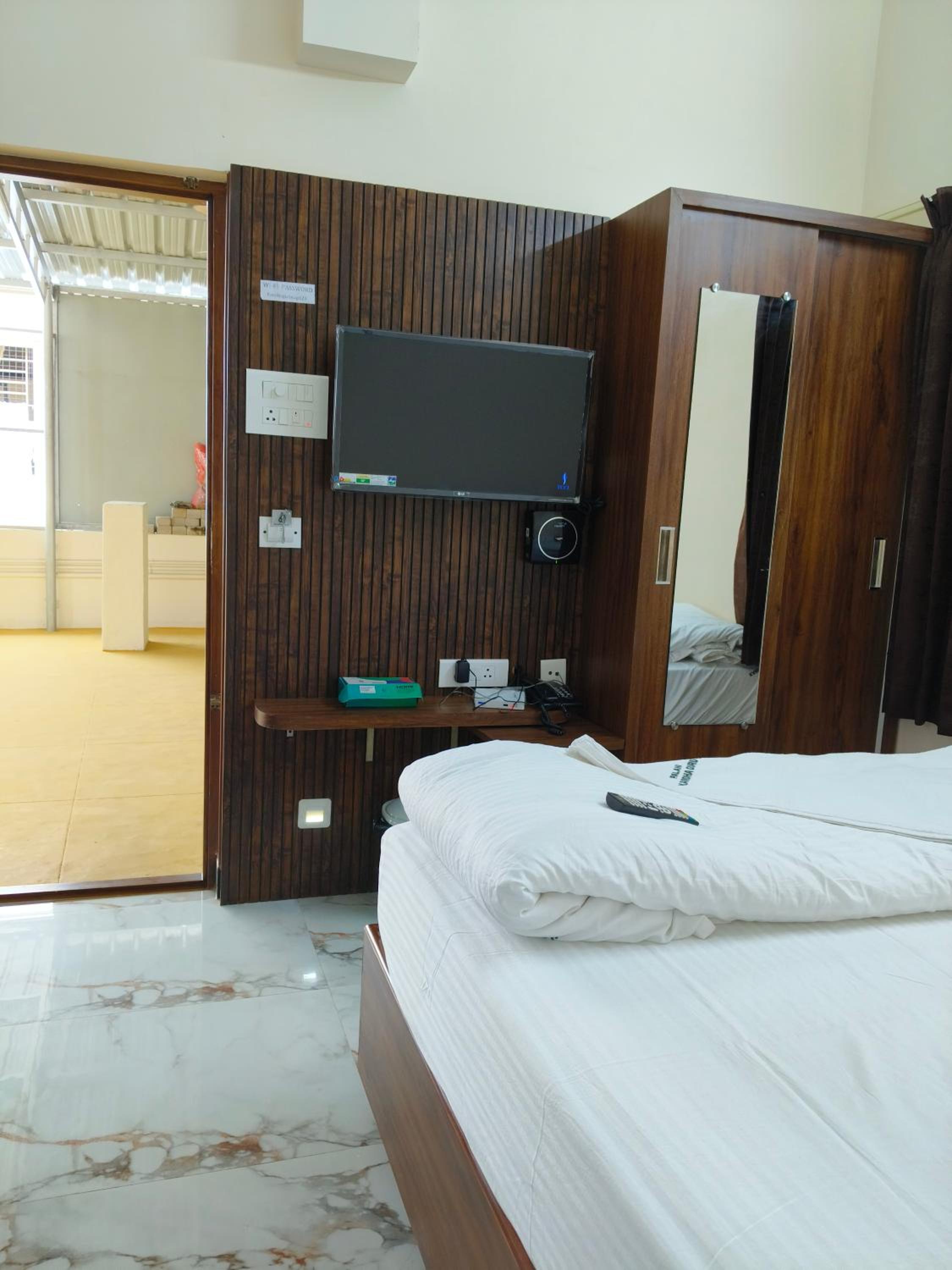 Kandhaguru Residency