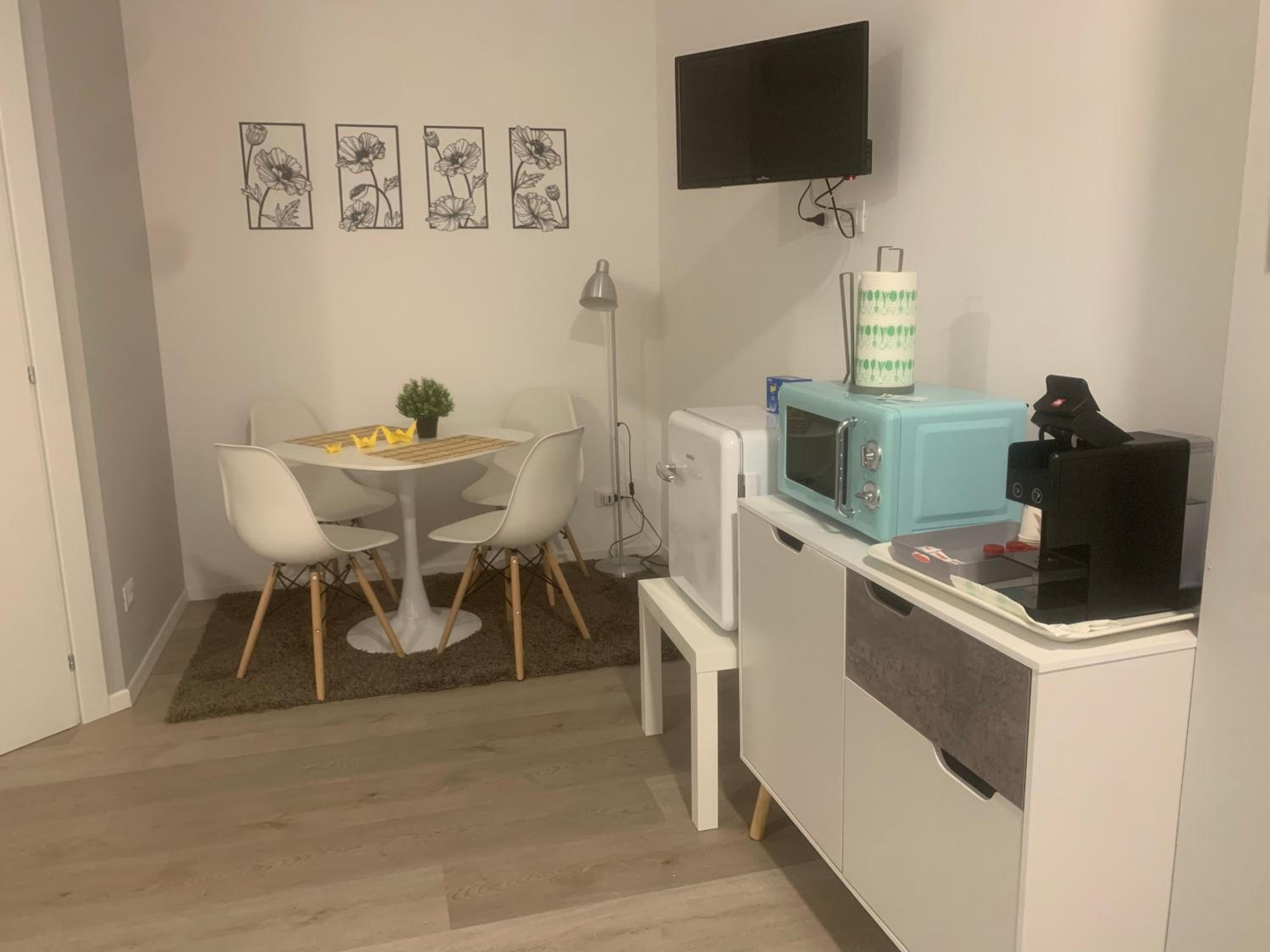 OnlyRoomsRhoFIERA