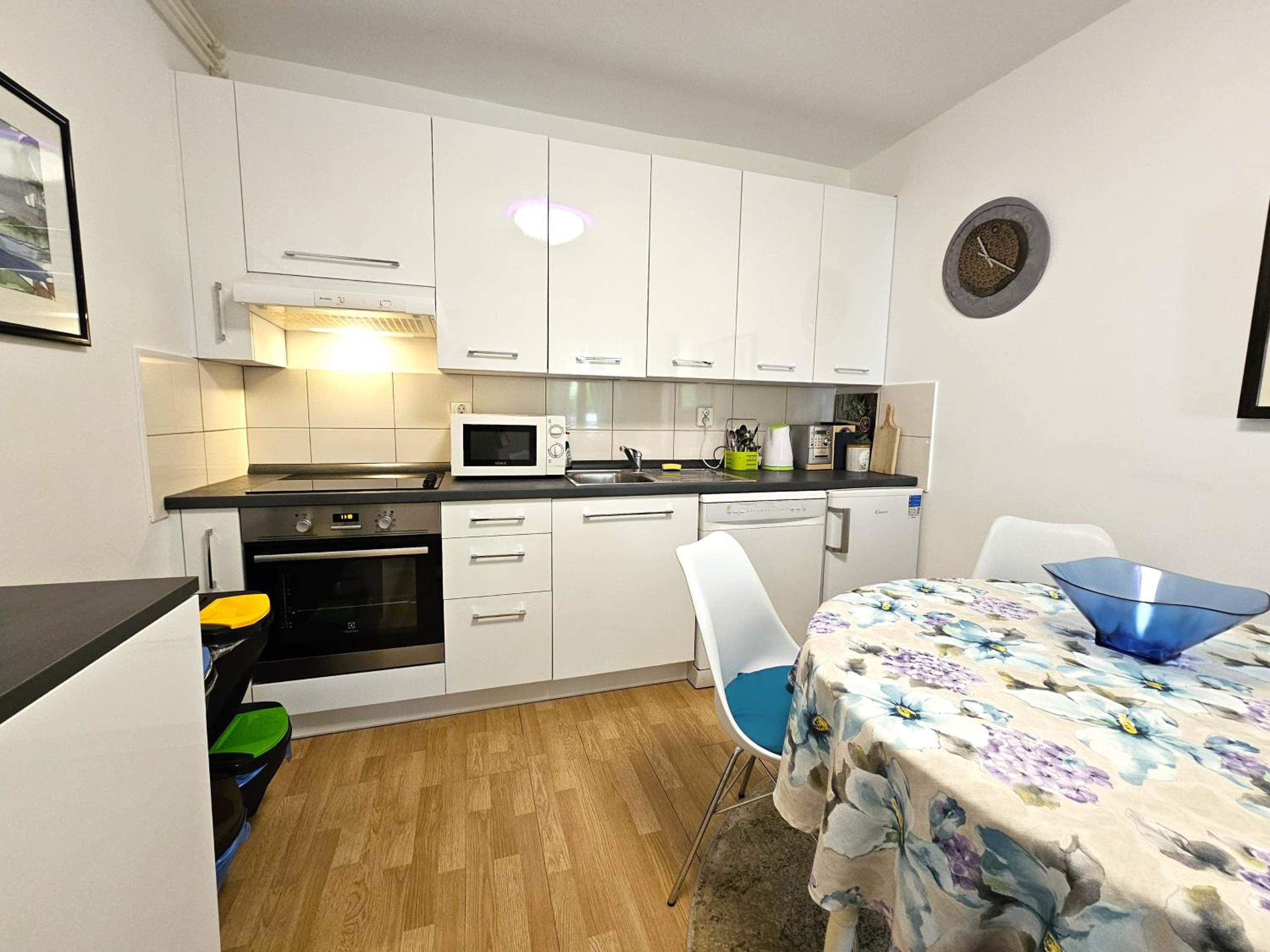 Apartment Moracea view 4