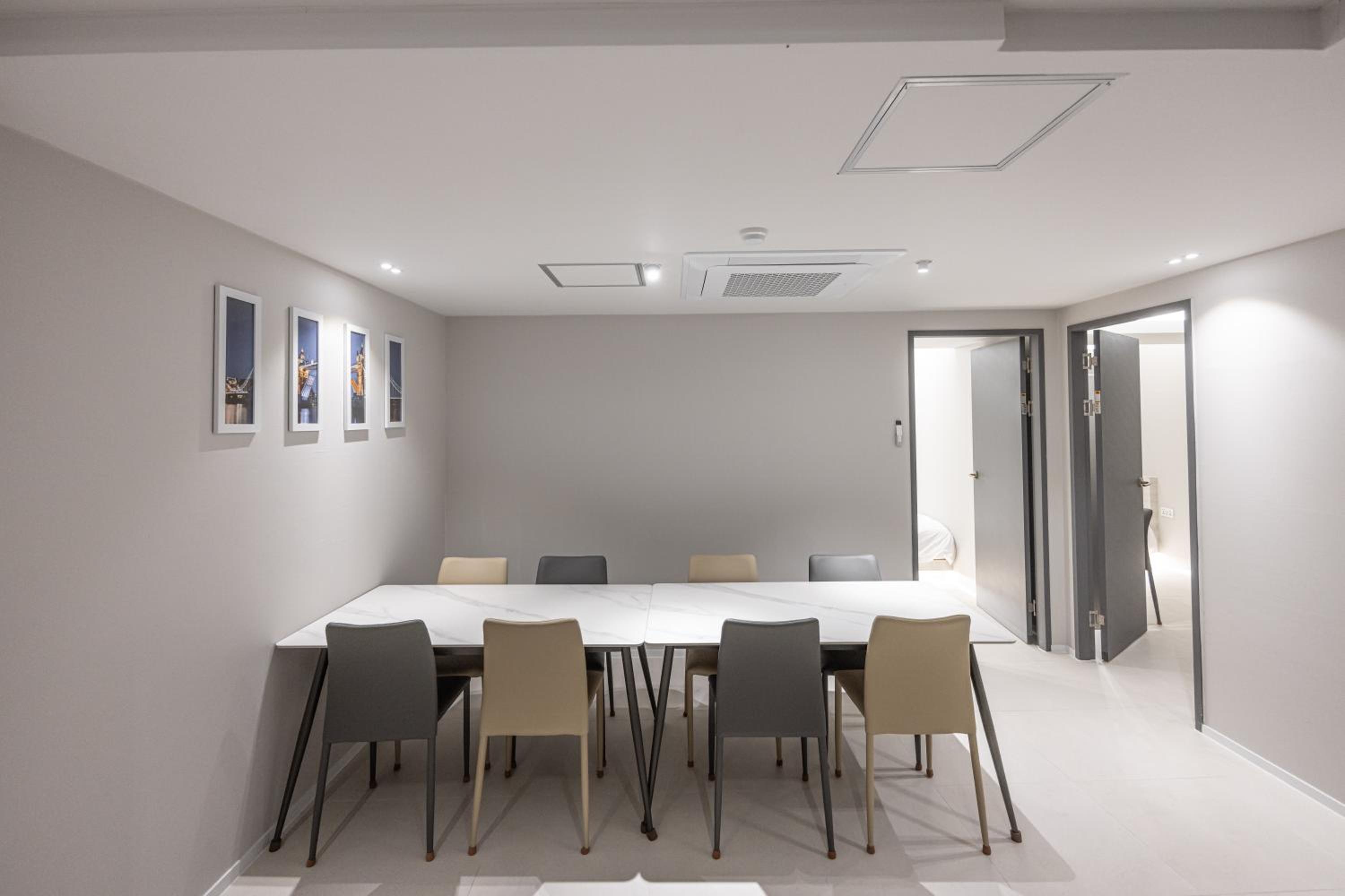 meeting & event spaces
