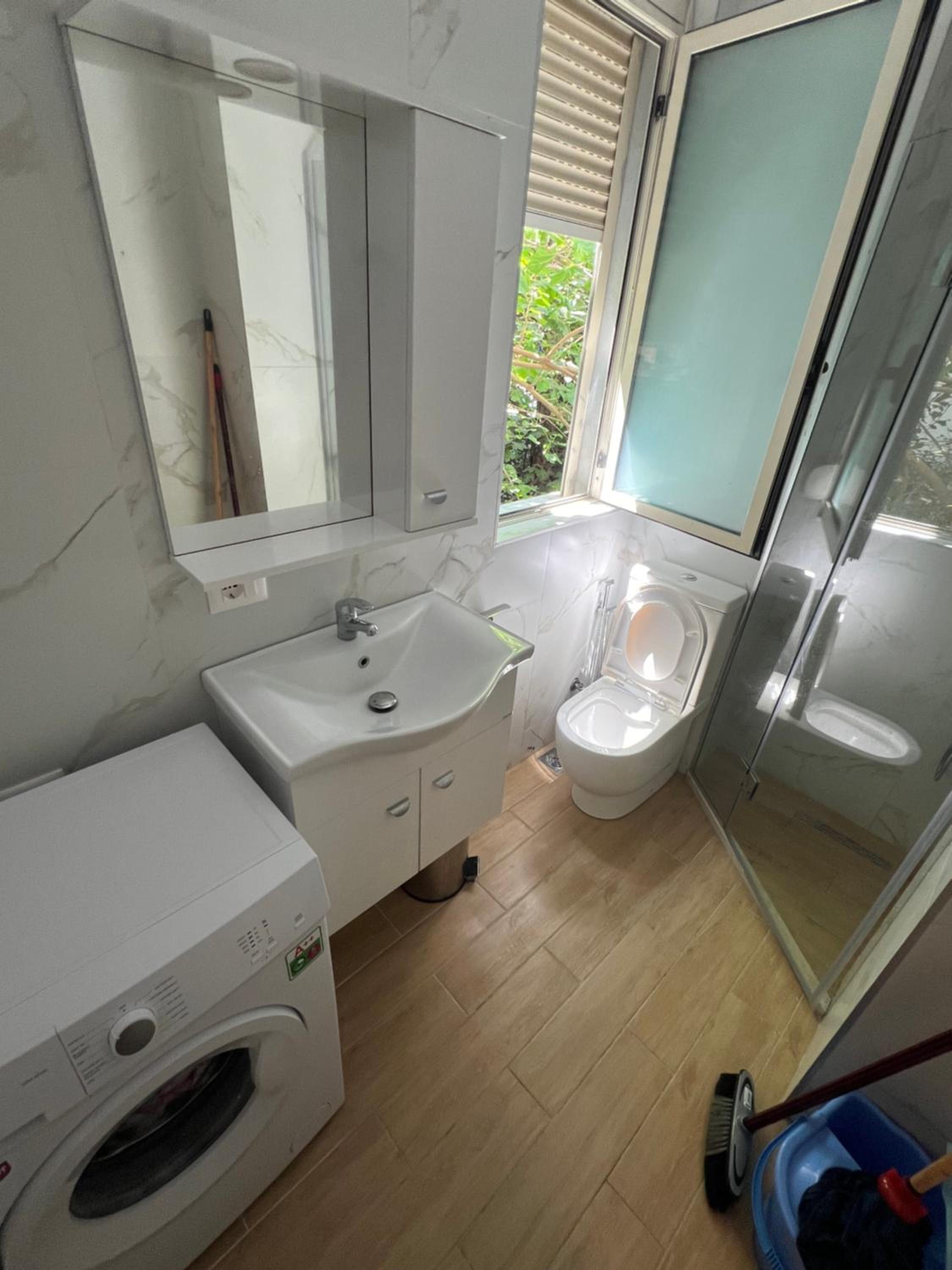 Land Apartment 2