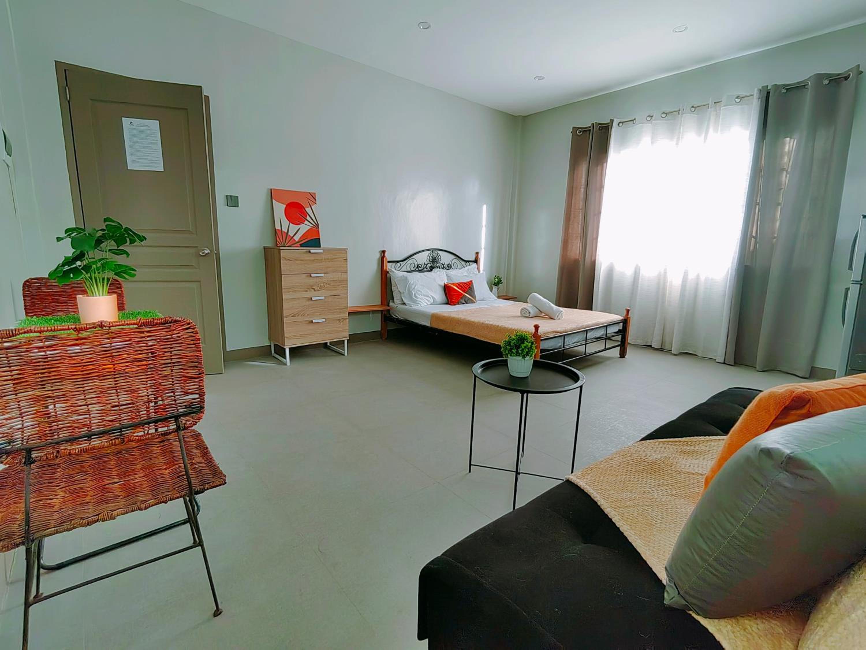 HOST HOMESPACE