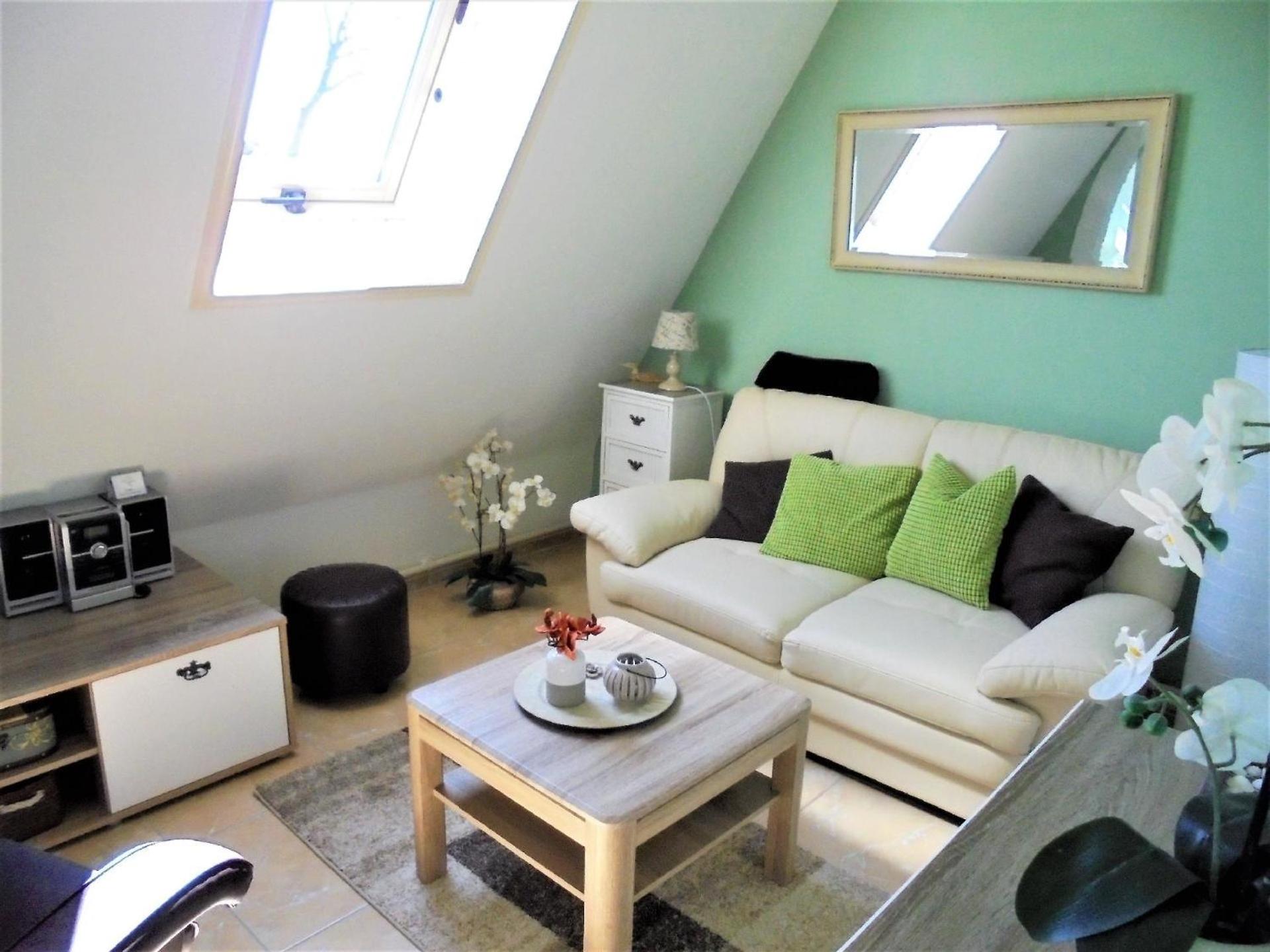 Geräumige Ferienwohnung In Zingst Mit Terrasse