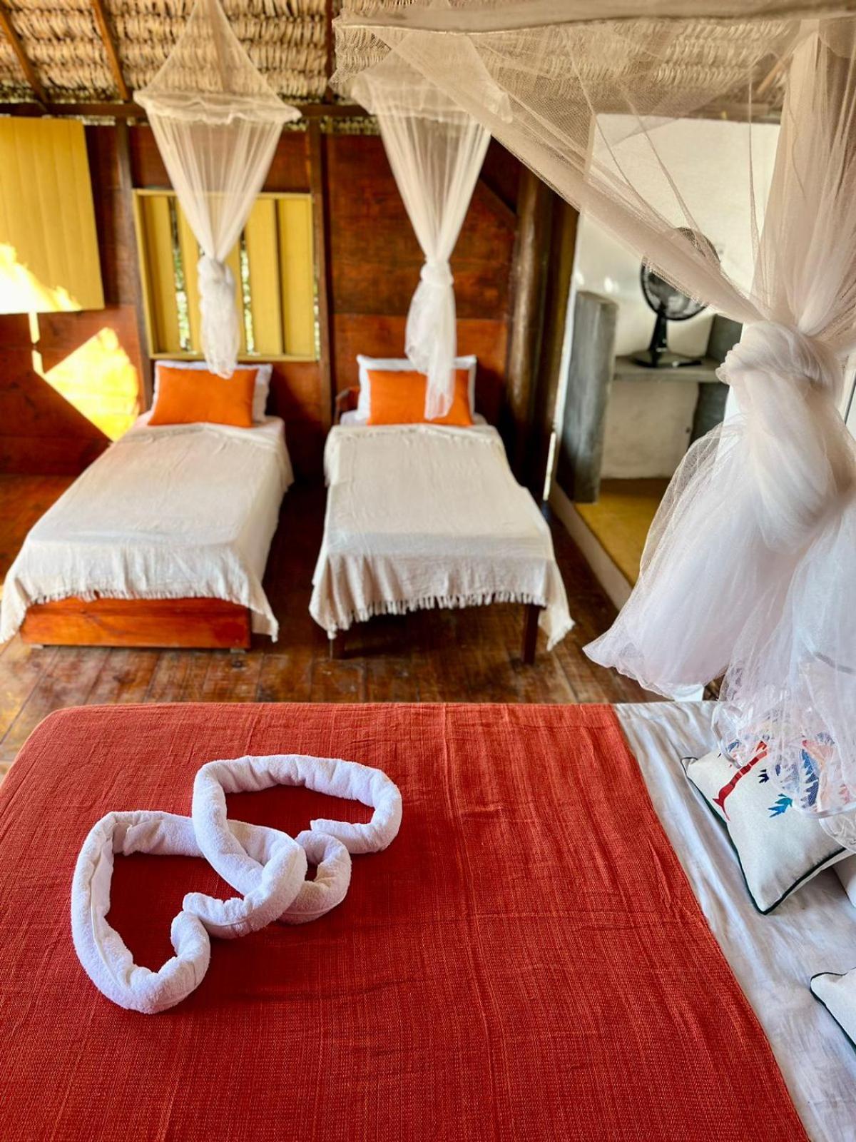 DuMangue Kite House