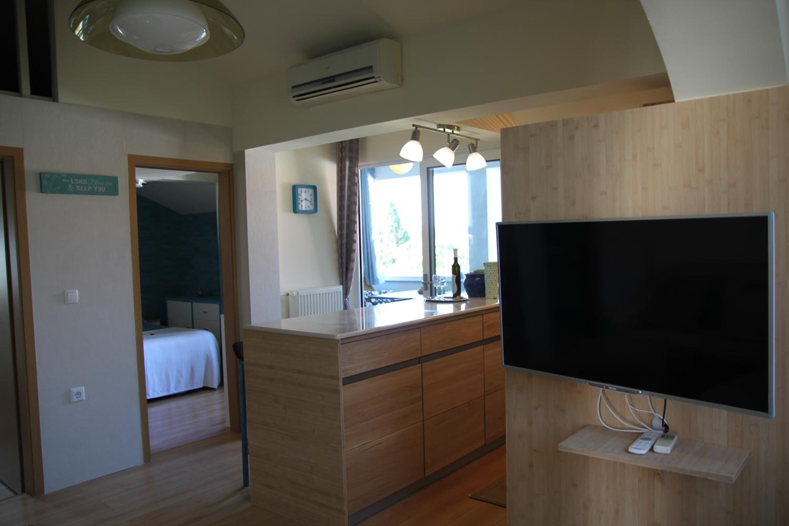 Apartments Markov