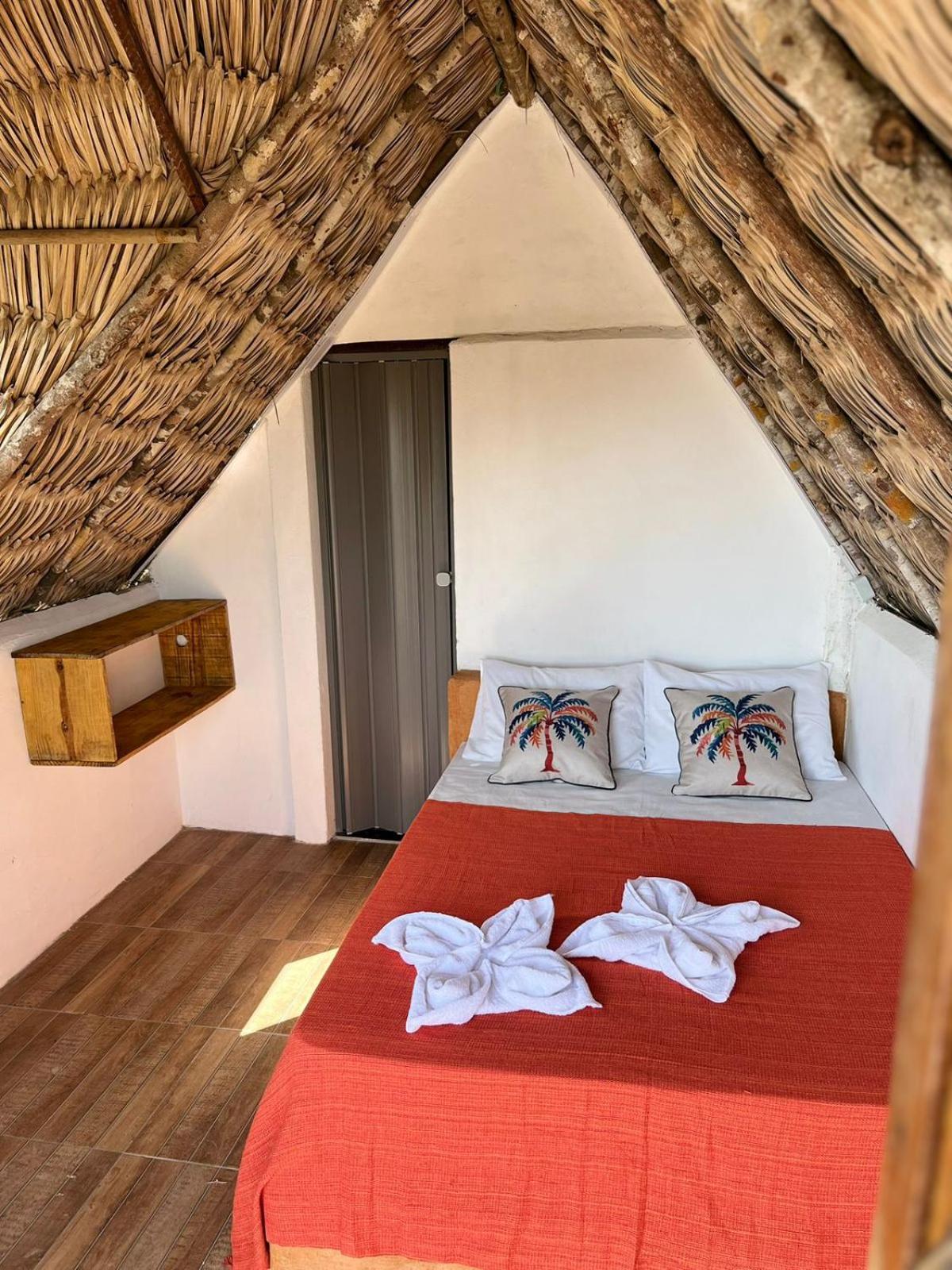 DuMangue Kite House