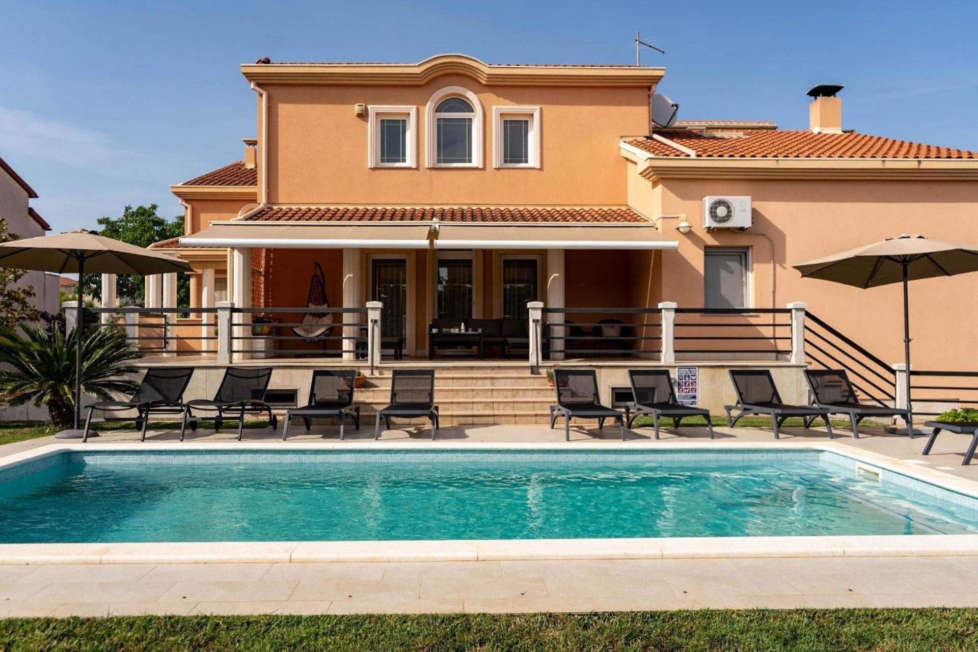 Ferienhaus In Pula Mit Privatem Pool view 2