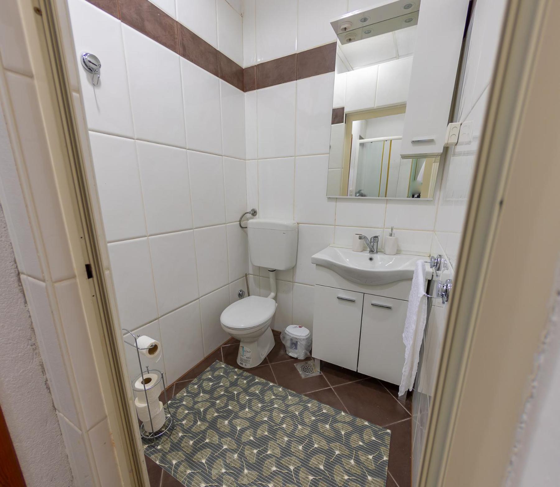 Aura Central Apartment