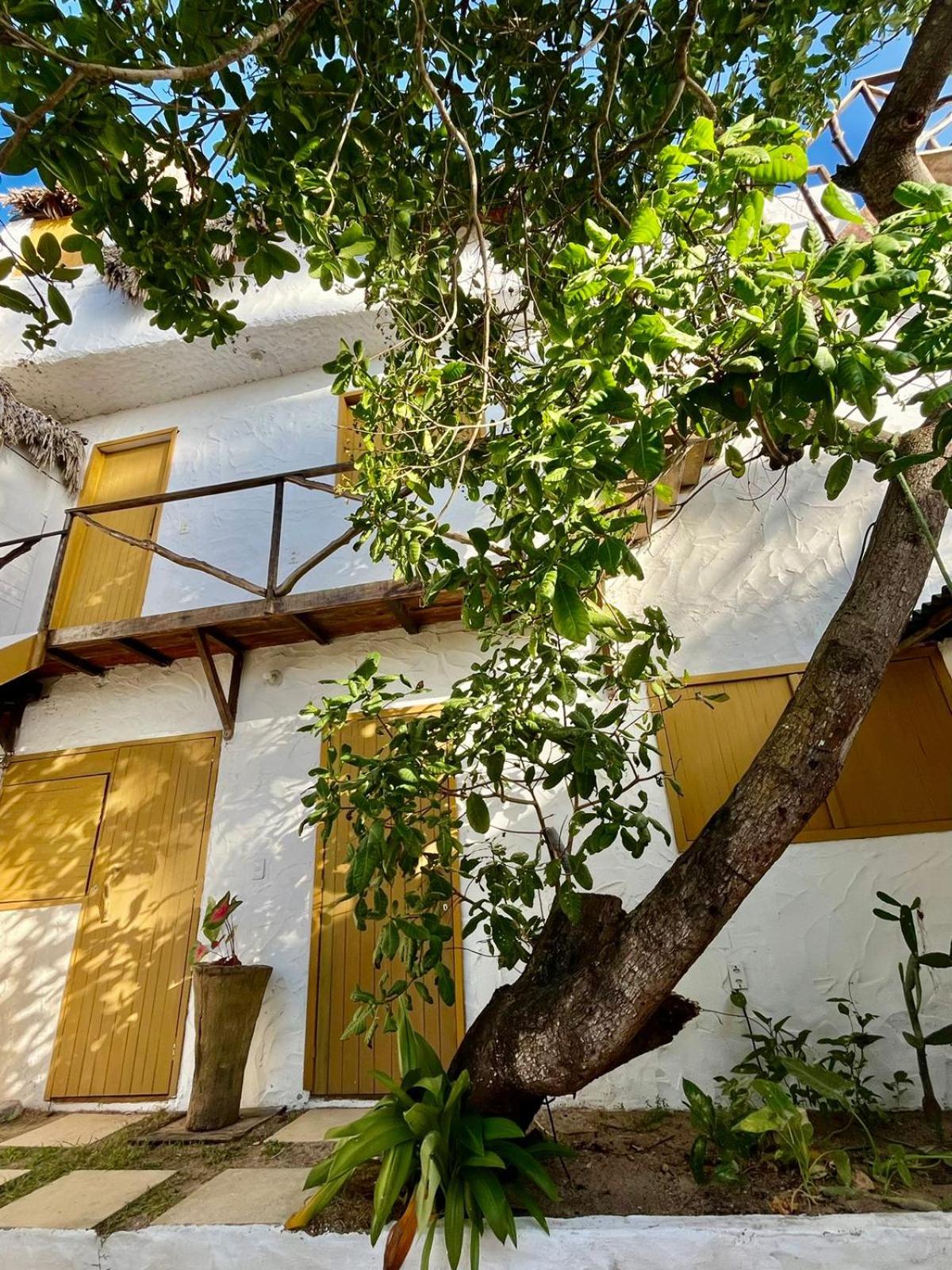 DuMangue Kite House