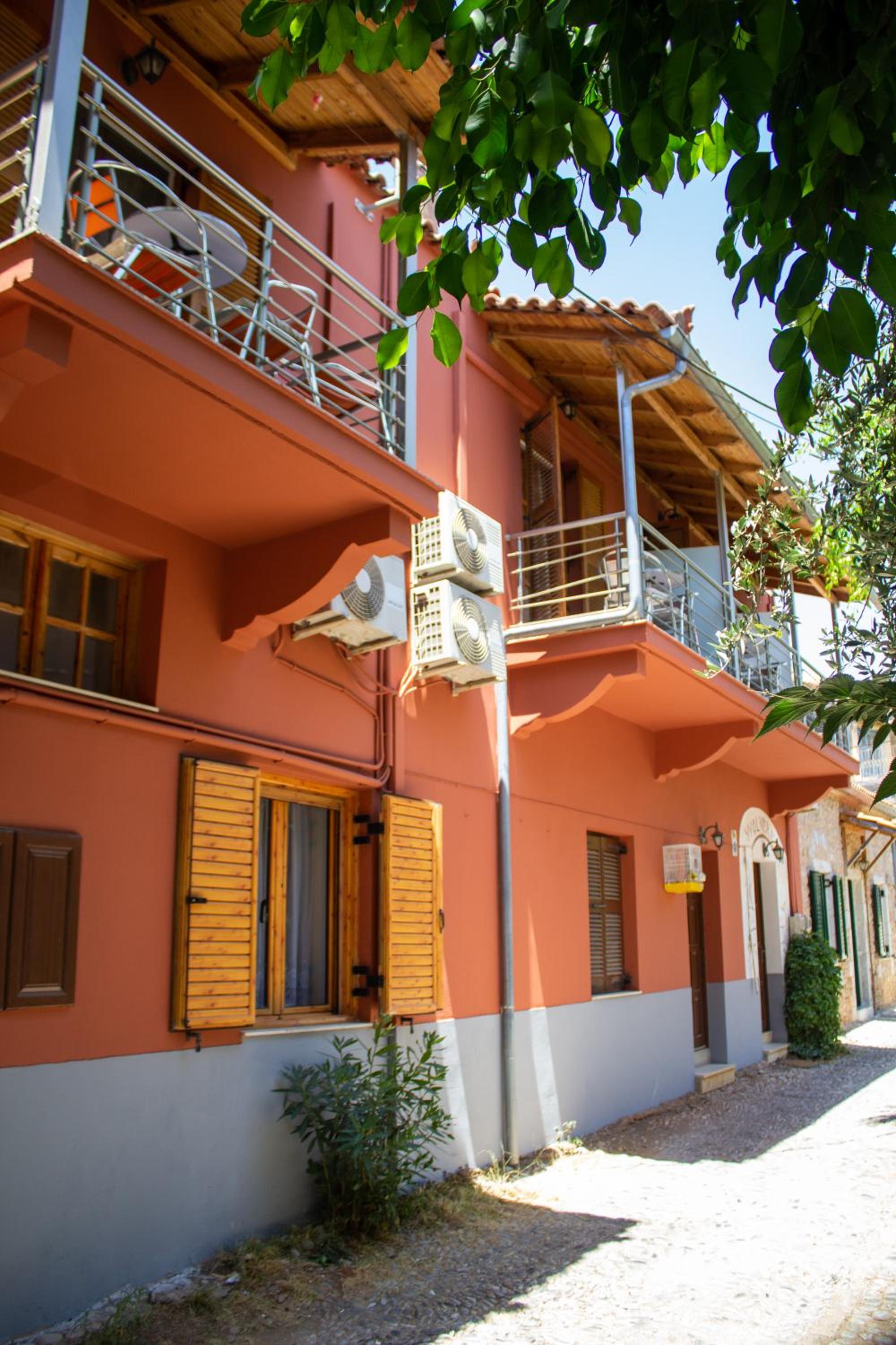 Kritamos Apartments