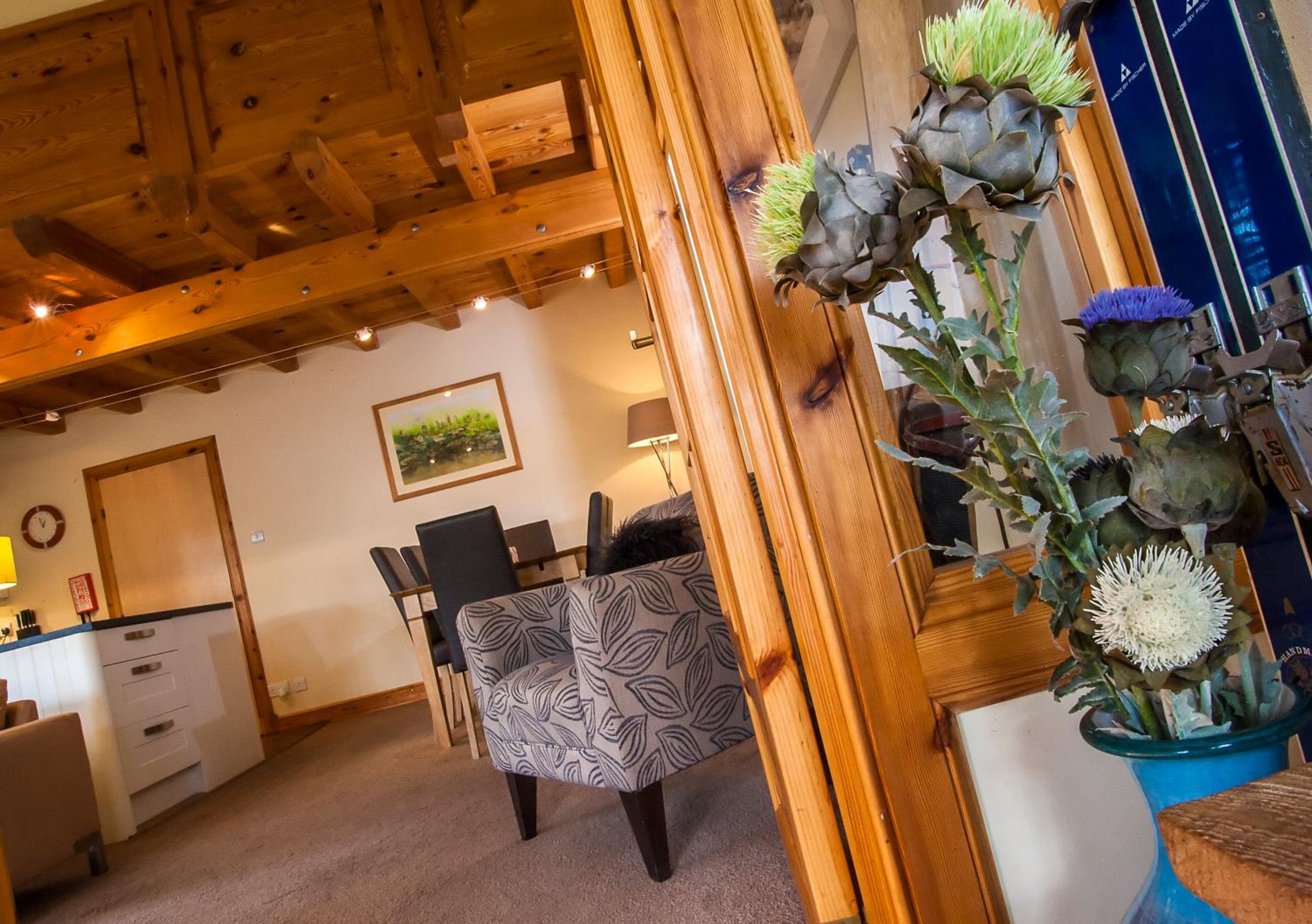 Riverside Lodge Garden Apartment view 3