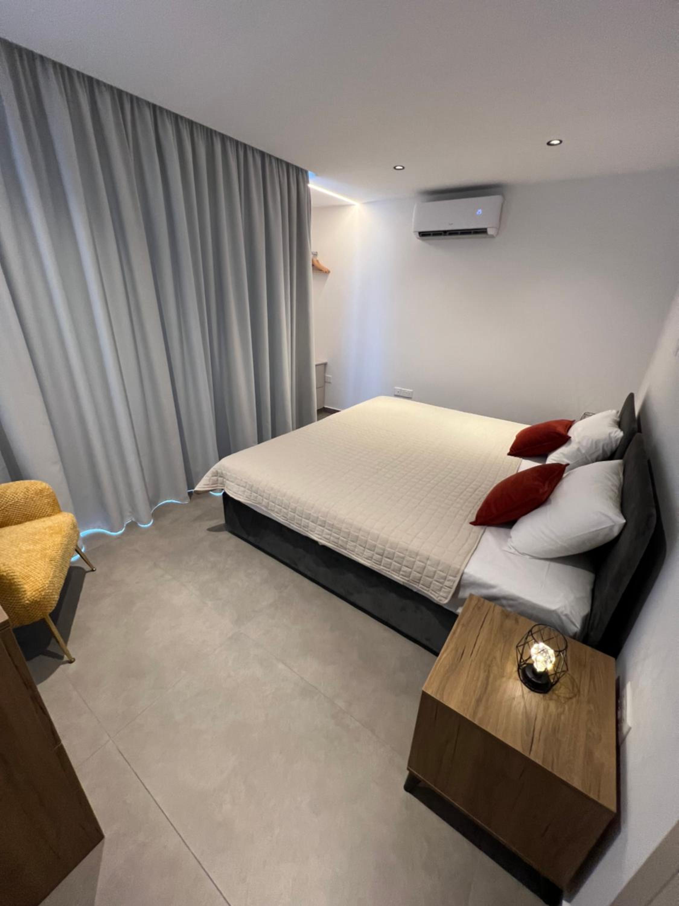 Living Boutique Apartments Adults Only