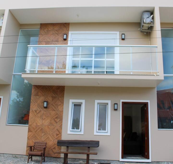 Casa Beira-Mar na Praia da Ferrugem Unidade Azure