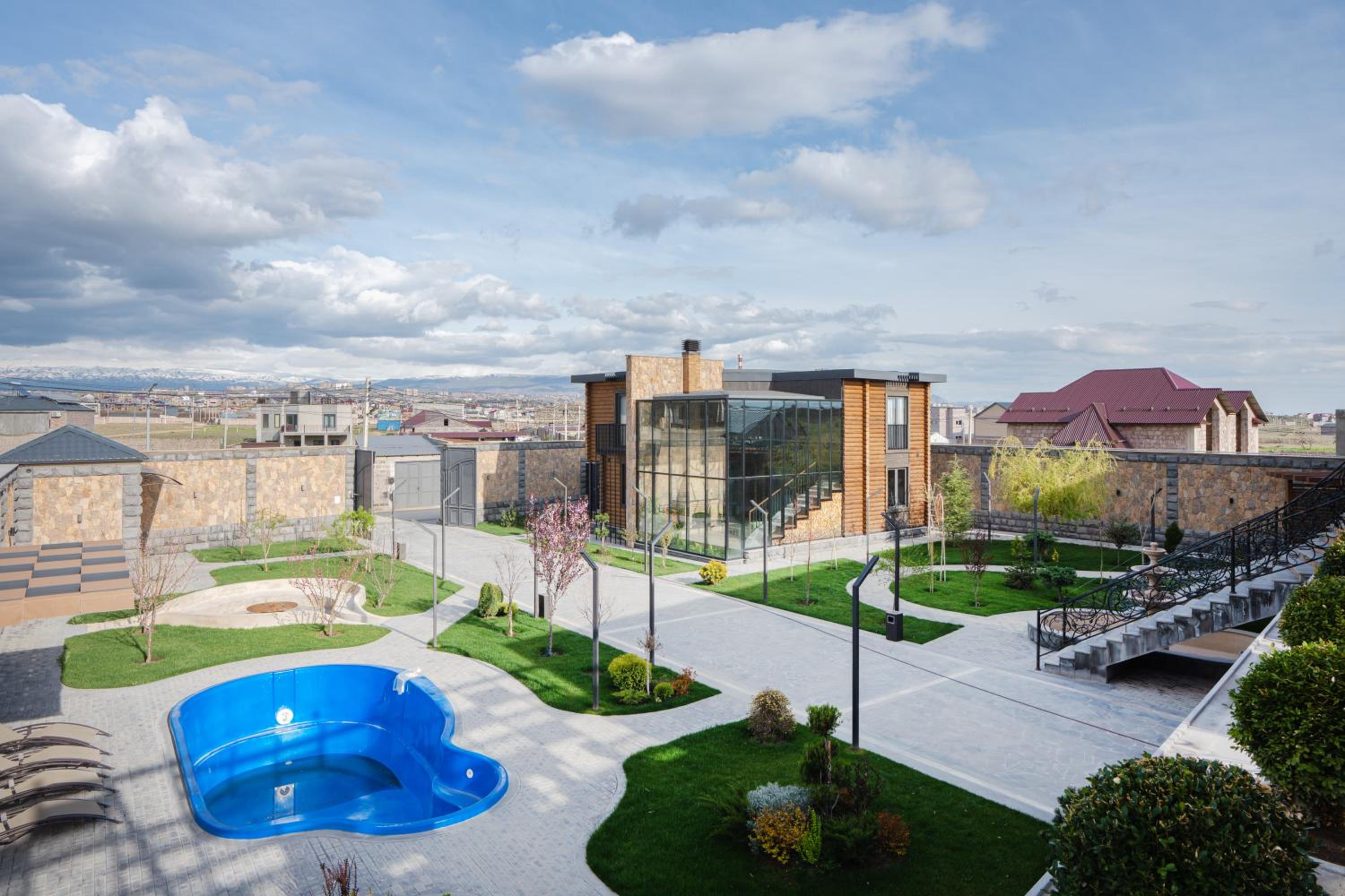 RIS Signature Villa Zovuni