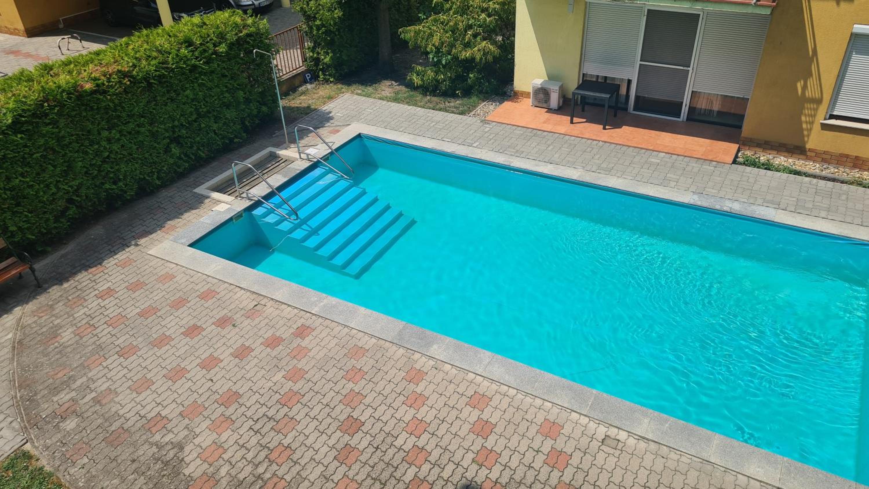 Jade Apartman