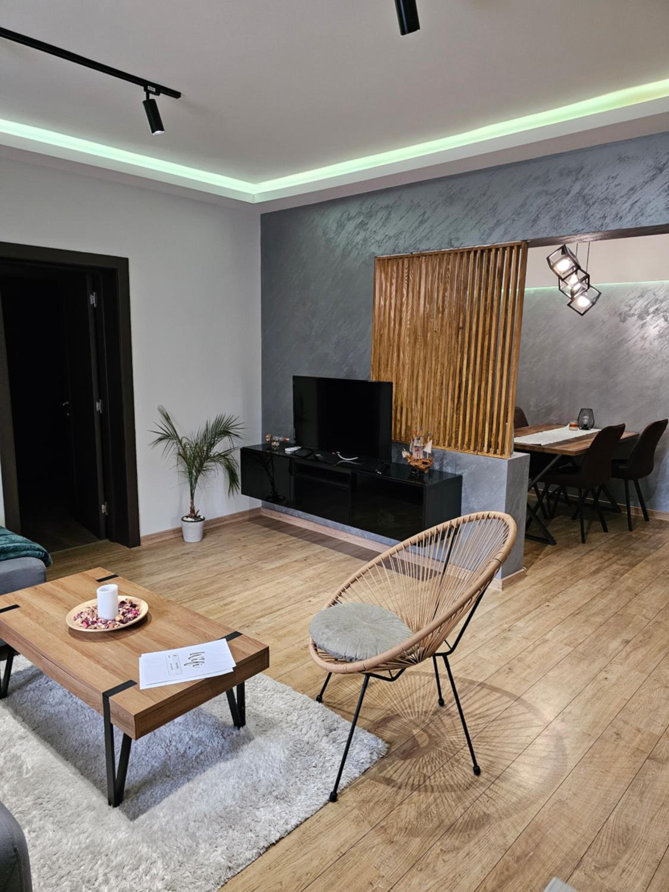 AeroVista Apartment view 2