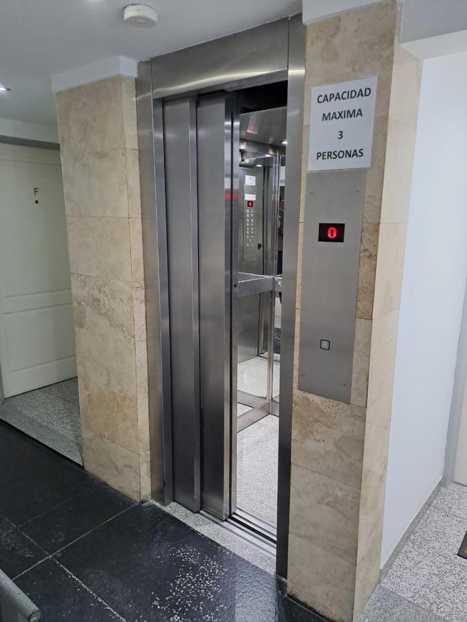 Departamento Hijitus - Cochera cubierta - Varese