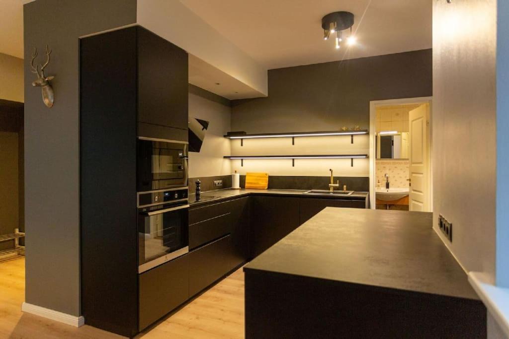 Top-secure spacious apartment
