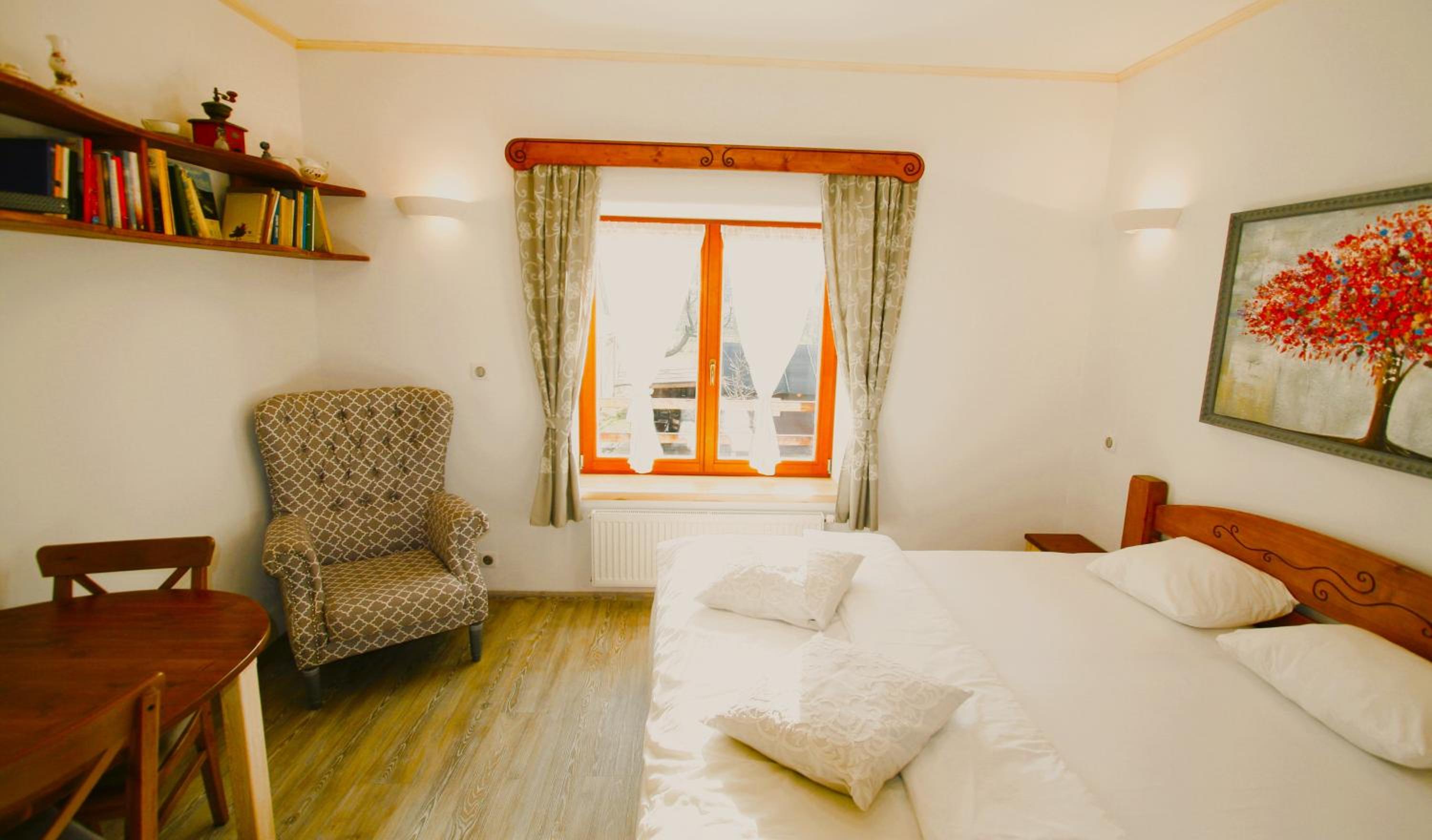 Červený Stylový Apartmán 3 km od Malé Skály