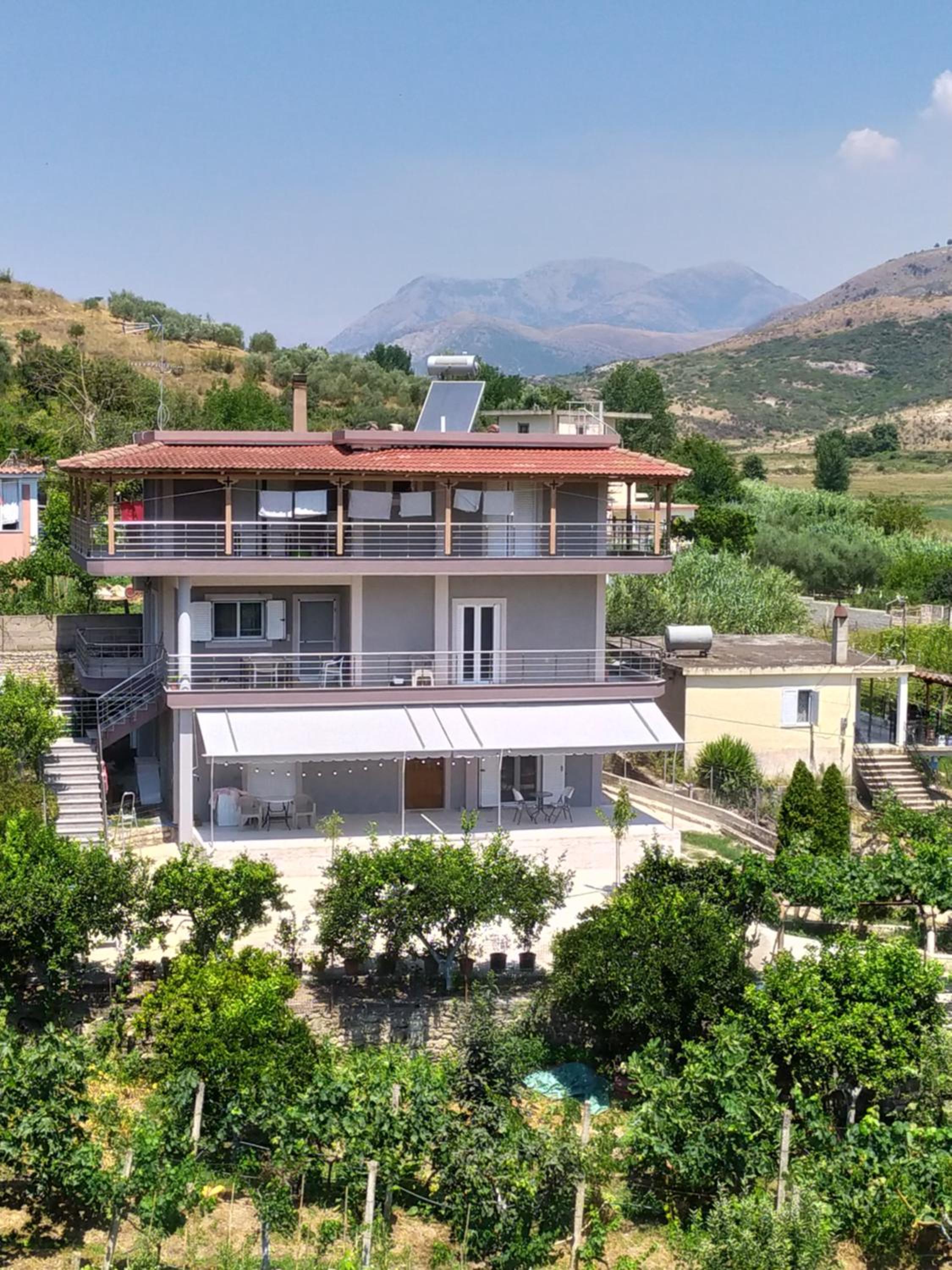 Toma's Guest House