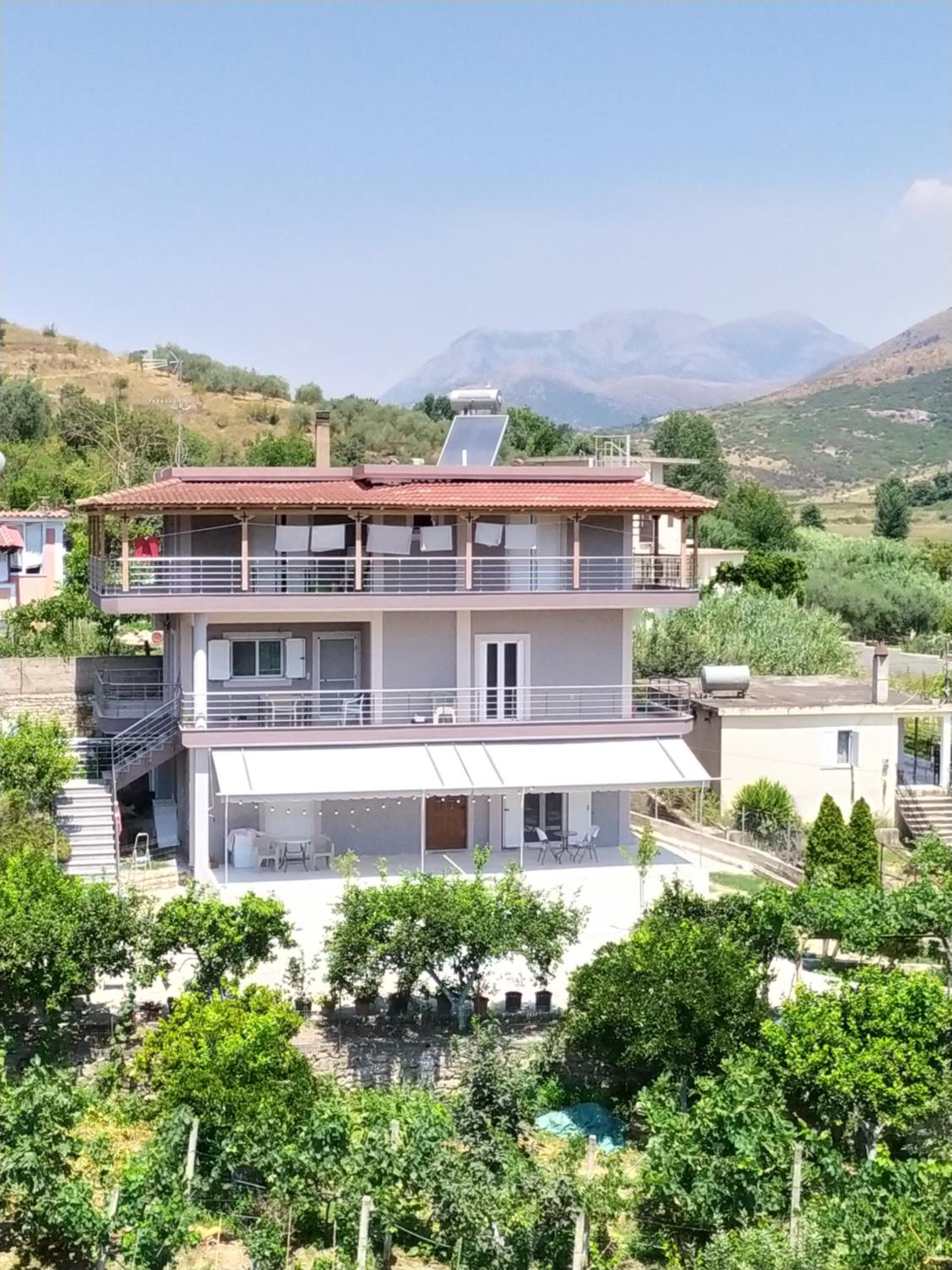 Toma's Guest House