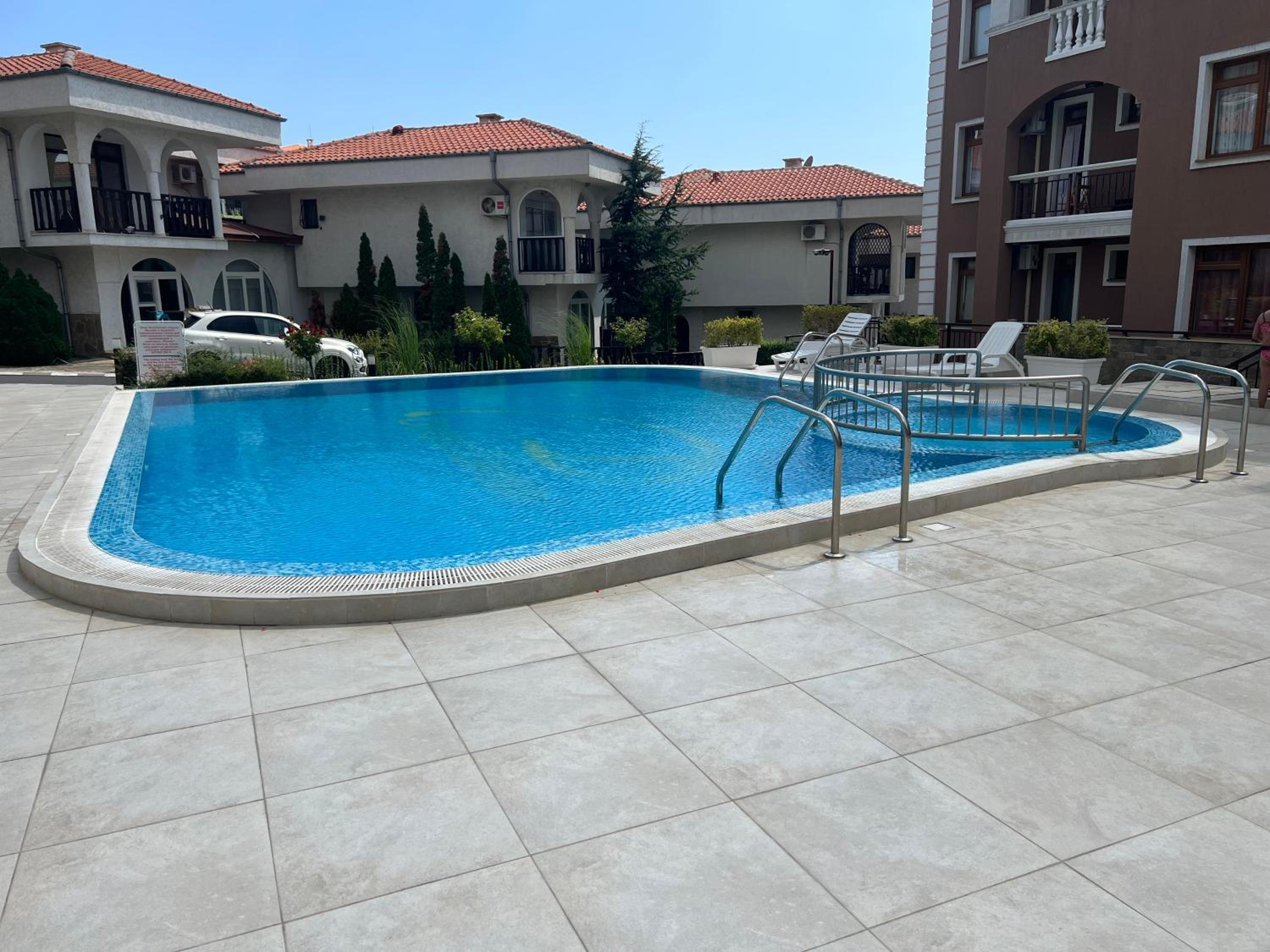 Phoenix APARTMENT Апартамент Феникс